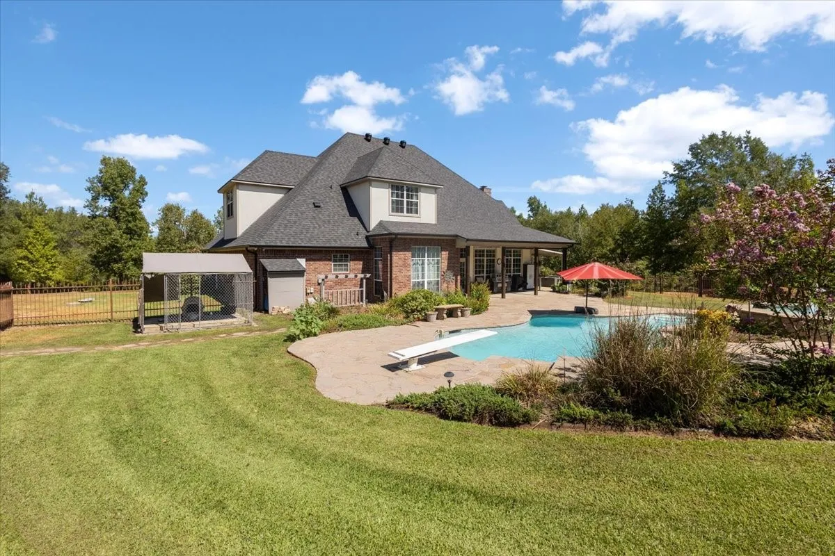 Single Family Residence For Sale in Upshur County , 1400 PR 1062, Gilmer, Texas 75645, 4 Bedroom, 3 Bathroom, 2 Garage spaces, 3,846 Sqft, built in 2003, mls#21388298, Real Estate Agent in Gilmer, Homes For Sale in Upshur county, Homes For Sale in Gilmer, Realtor in Gilmer Texas, Real Estate Brokerage Independent Realty Texas, Luminita Cordes Realtor