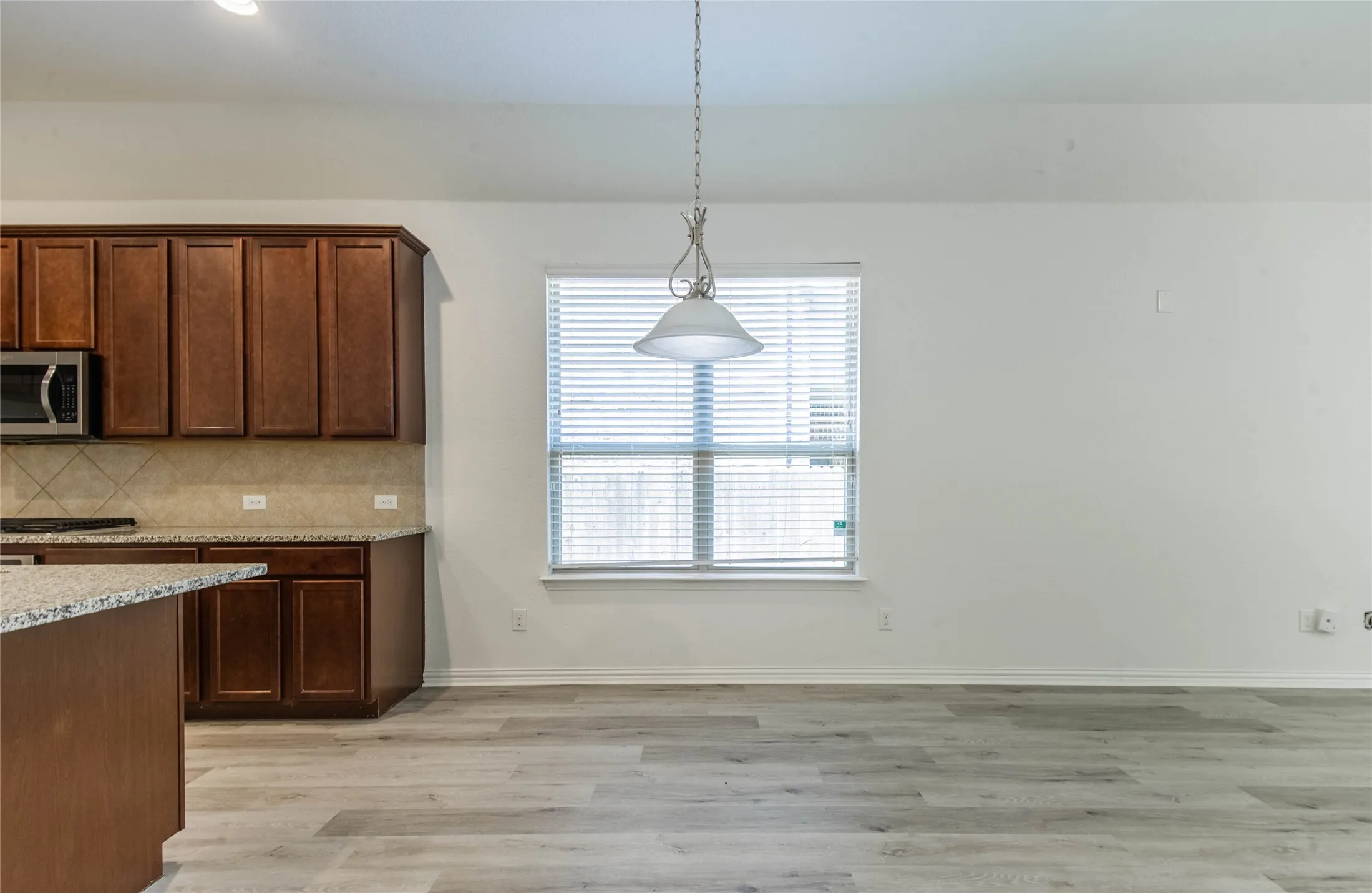 Single Family Residence For Rent in Collin County , 1404 Suttonview Drive, Mc Kinney, Texas 75071, 4 Bedroom, 2 Bathroom, 2 Garage spaces, 2,045 Sqft, built in 2016, mls#21388261, Real Estate Agent in Mc Kinney, Homes For Rent in Collin county, Homes For Rent in Mc Kinney, Realtor in Mc Kinney Texas, Real Estate Brokerage Independent Realty Texas, Luminita Cordes Realtor