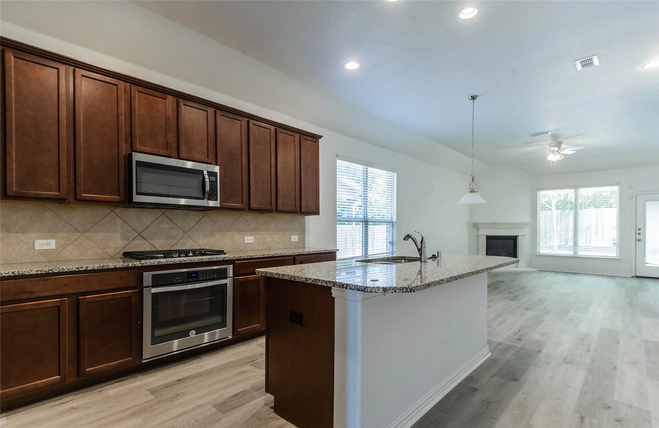 Single Family Residence For Rent in Collin County , 1404 Suttonview Drive, Mc Kinney, Texas 75071, 4 Bedroom, 2 Bathroom, 2 Garage spaces, 2,045 Sqft, built in 2016, mls#21388261, Real Estate Agent in Mc Kinney, Homes For Rent in Collin county, Homes For Rent in Mc Kinney, Realtor in Mc Kinney Texas, Real Estate Brokerage Independent Realty Texas, Luminita Cordes Realtor