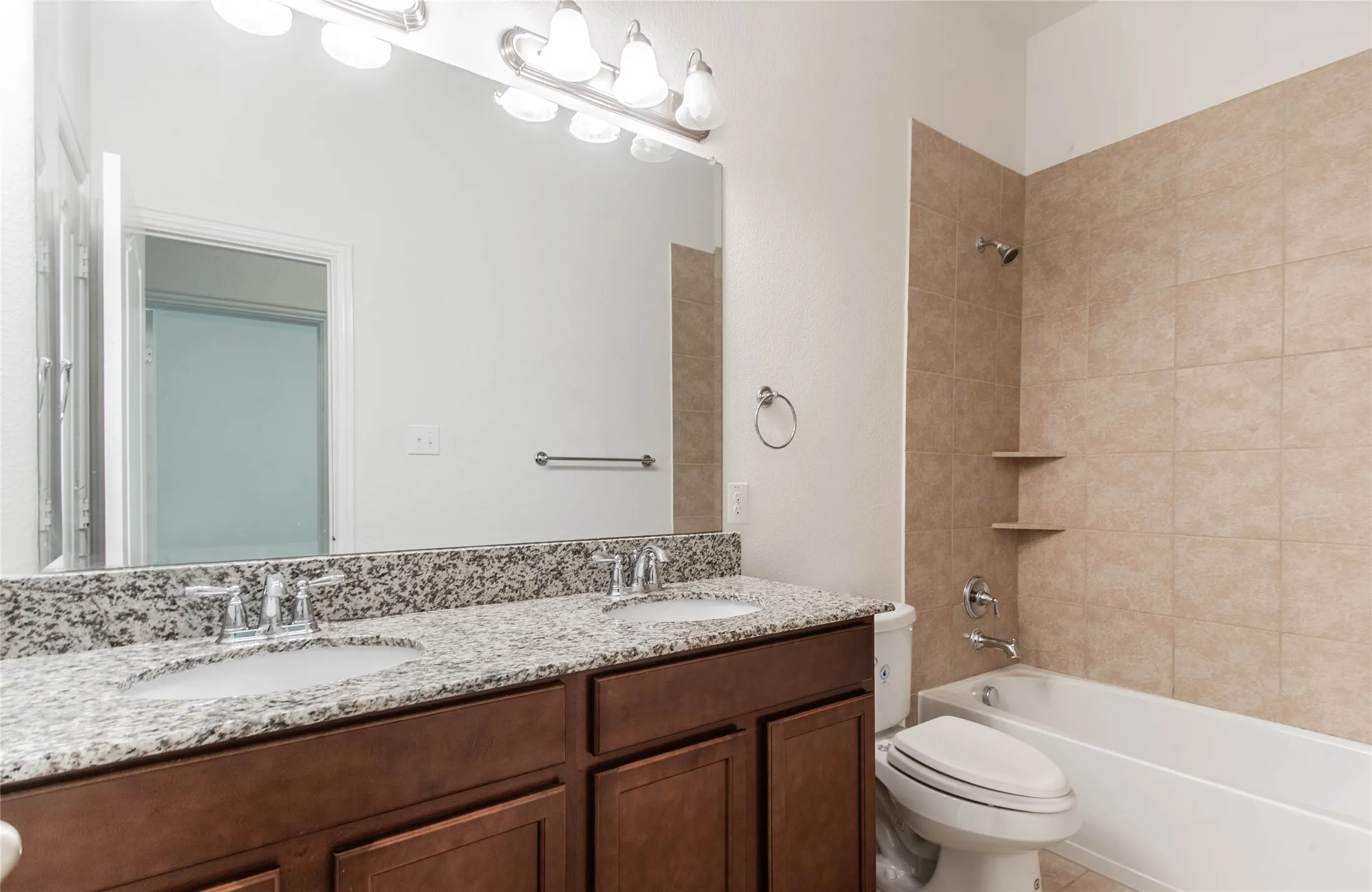 Single Family Residence For Rent in Collin County , 1404 Suttonview Drive, Mc Kinney, Texas 75071, 4 Bedroom, 2 Bathroom, 2 Garage spaces, 2,045 Sqft, built in 2016, mls#21388261, Real Estate Agent in Mc Kinney, Homes For Rent in Collin county, Homes For Rent in Mc Kinney, Realtor in Mc Kinney Texas, Real Estate Brokerage Independent Realty Texas, Luminita Cordes Realtor