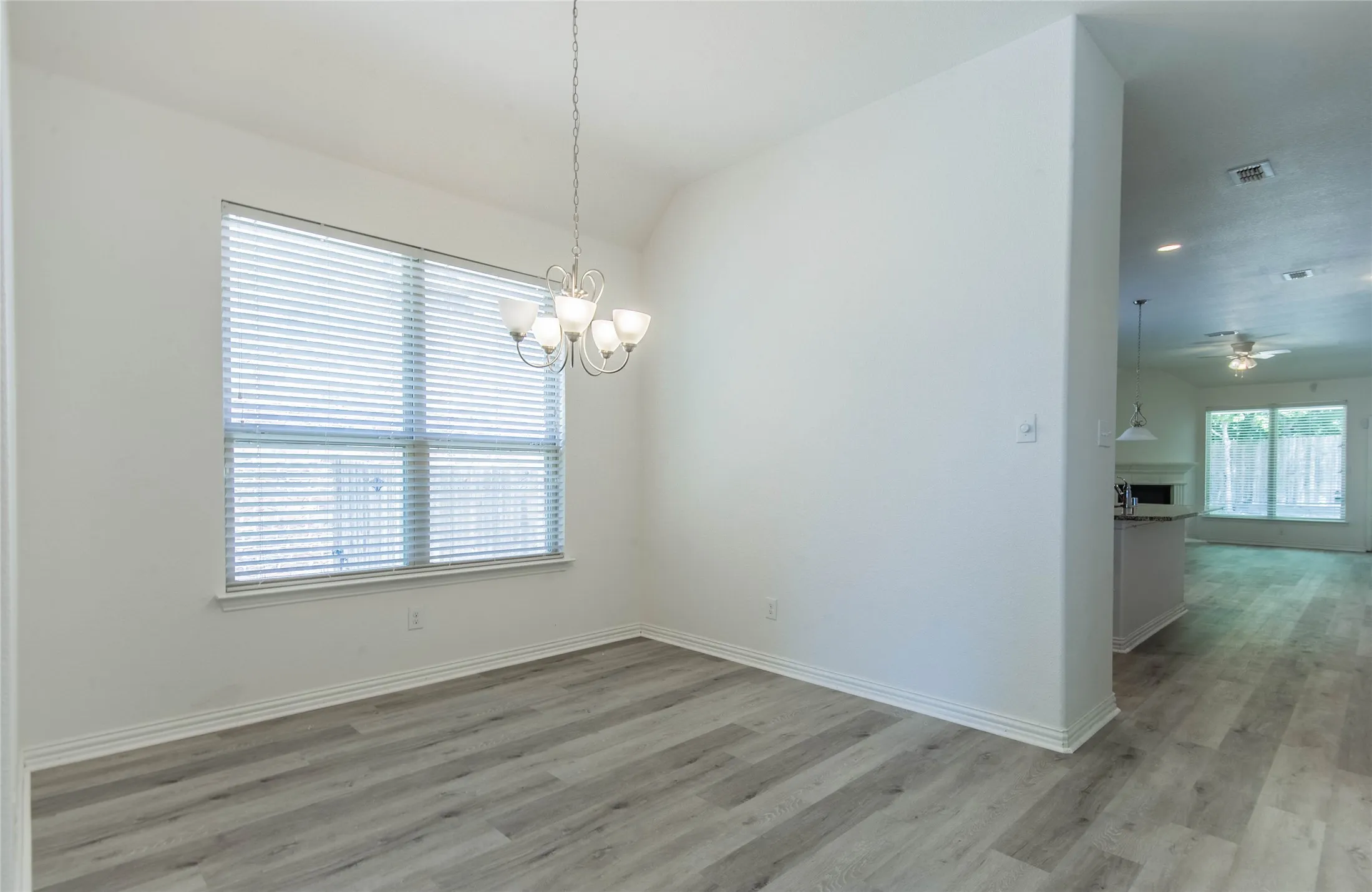 Single Family Residence For Rent in Collin County , 1404 Suttonview Drive, Mc Kinney, Texas 75071, 4 Bedroom, 2 Bathroom, 2 Garage spaces, 2,045 Sqft, built in 2016, mls#21388261, Real Estate Agent in Mc Kinney, Homes For Rent in Collin county, Homes For Rent in Mc Kinney, Realtor in Mc Kinney Texas, Real Estate Brokerage Independent Realty Texas, Luminita Cordes Realtor