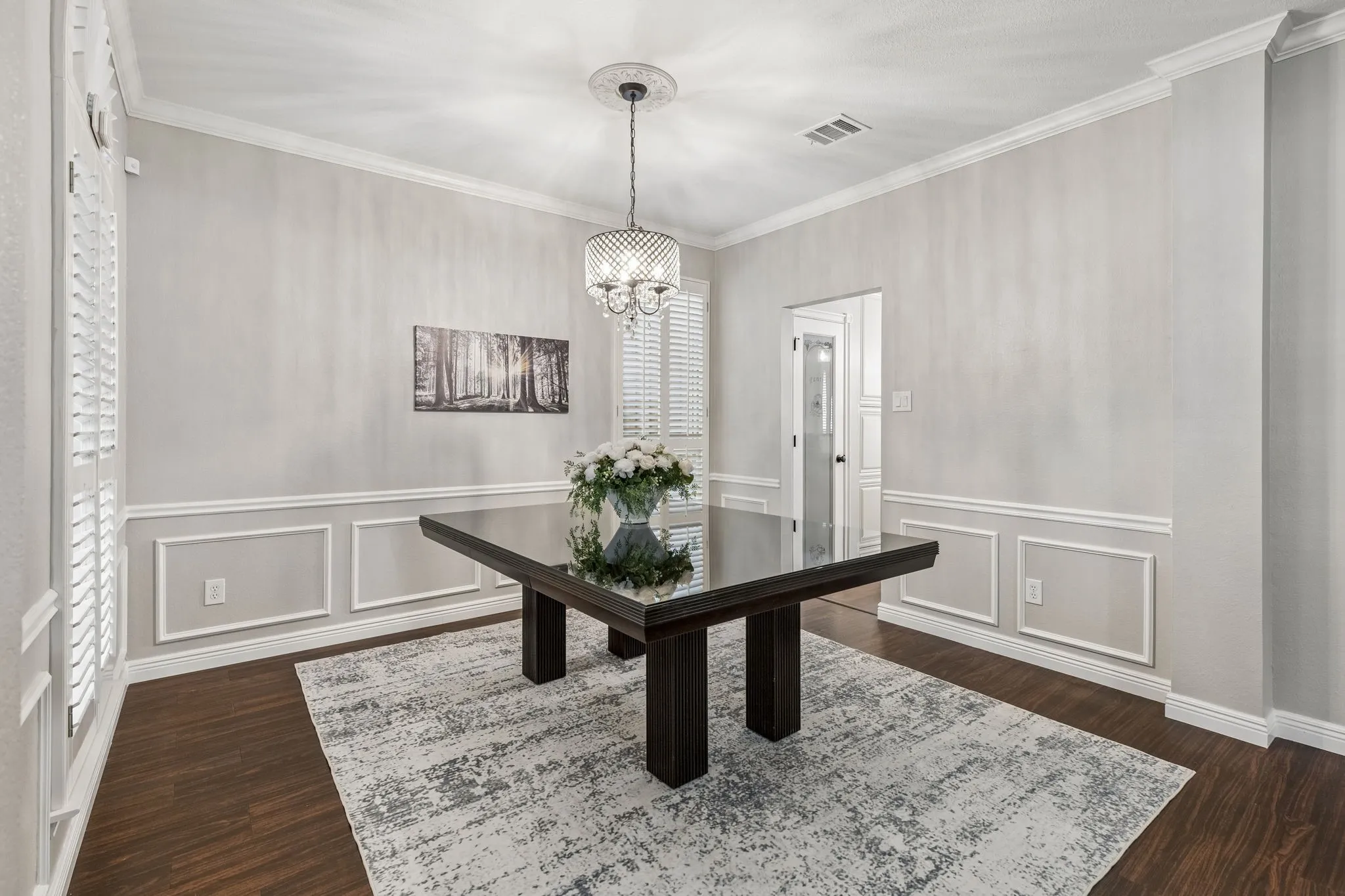 Single Family Residence For Sale in Collin County , 8212 Steamers Lane, Frisco, Texas 75035, 4 Bedroom, 3 Bathroom, 2 Garage spaces, 2,578 Sqft, built in 1994, mls#21388302, Real Estate Agent in Frisco, Homes For Sale in Collin county, Homes For Sale in Frisco, Realtor in Frisco Texas, Real Estate Brokerage Independent Realty Texas, Luminita Cordes Realtor