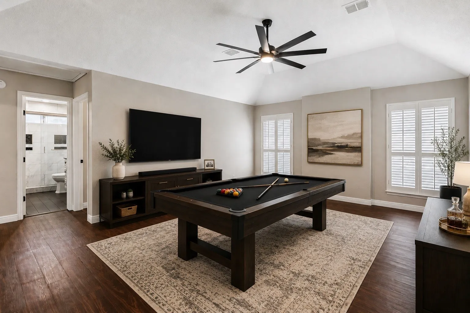 Single Family Residence For Sale in Collin County , 8212 Steamers Lane, Frisco, Texas 75035, 4 Bedroom, 3 Bathroom, 2 Garage spaces, 2,578 Sqft, built in 1994, mls#21388302, Real Estate Agent in Frisco, Homes For Sale in Collin county, Homes For Sale in Frisco, Realtor in Frisco Texas, Real Estate Brokerage Independent Realty Texas, Luminita Cordes Realtor