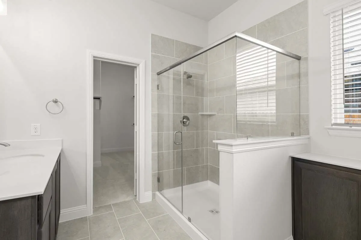 11_1033-lovely-day-lavon-tx-primary-bathroom-shower