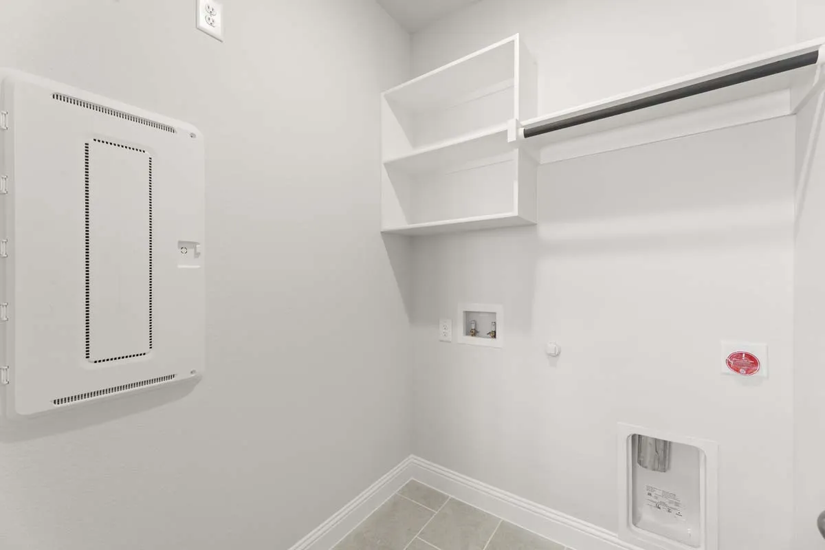 14_1033-lovely-day-lavon-tx-laundry-room