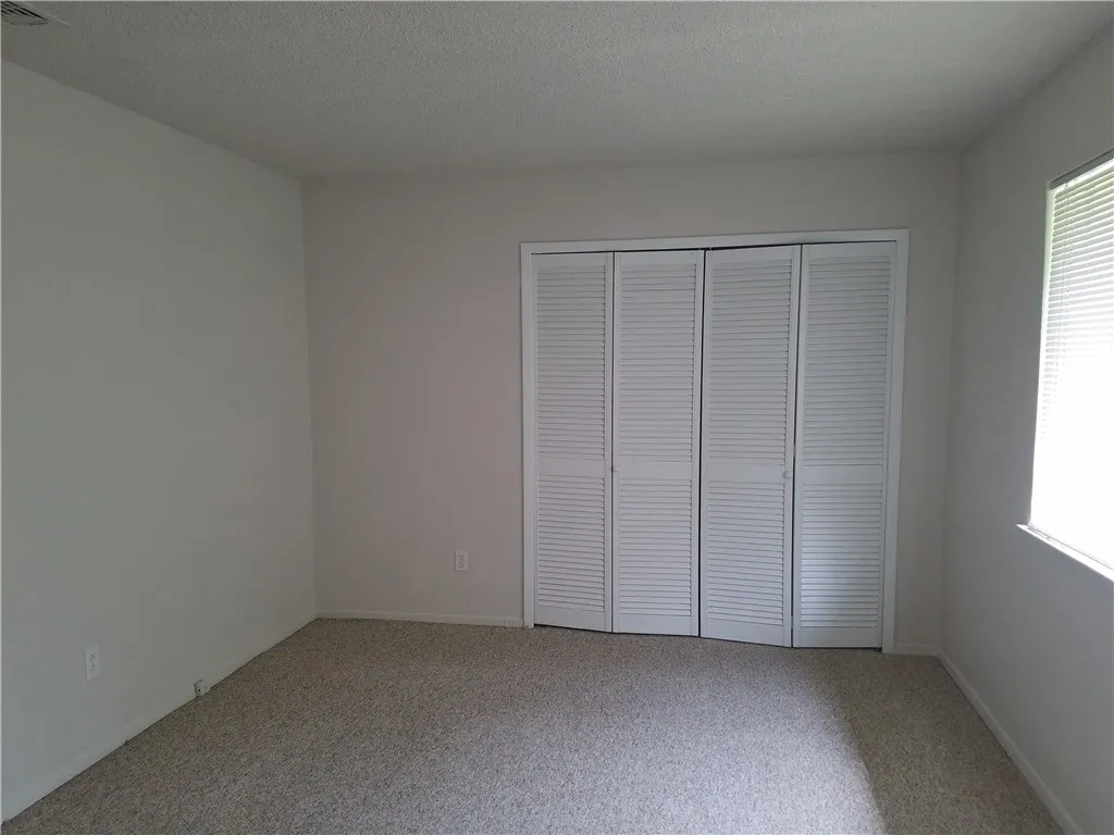 Single Family Residence For Rent in Tarrant County , 2724 BUFFALO Drive, Arlington, Texas 76013, 3 Bedroom, 2 Bathroom, 2 Garage spaces, 1,387 Sqft, built in 1967, mls#21388313, Real Estate Agent in Arlington, Homes For Rent in Tarrant county, Homes For Rent in Arlington, Realtor in Arlington Texas, Real Estate Brokerage Independent Realty Texas, Luminita Cordes Realtor