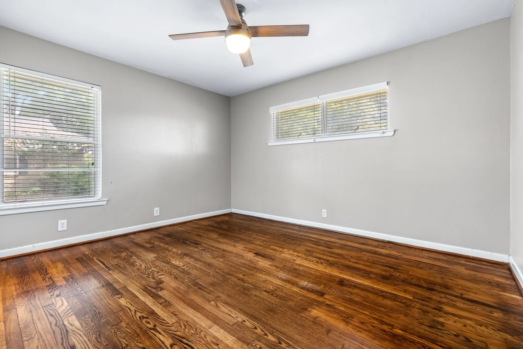 Single Family Residence For Rent in Dallas County , 704 Downing Drive, Richardson, Texas 75080, 3 Bedroom, 2 Bathroom, 1 Garage spaces, 1,444 Sqft, built in 1955, mls#21388294, Real Estate Agent in Richardson, Homes For Rent in Dallas county, Homes For Rent in Richardson, Realtor in Richardson Texas, Real Estate Brokerage Independent Realty Texas, Luminita Cordes Realtor