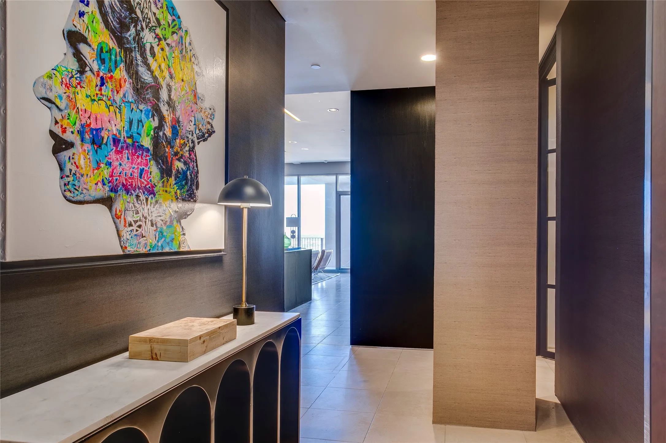 Condominium For Sale in Dallas County , 1717 Arts Plaza 1910, Dallas, Texas 75201, 2 Bedroom, 2 Bathroom, 2 Garage spaces, 1,749 Sqft, built in 2007, mls#21386991, Real Estate Agent in Dallas, Homes For Sale in Dallas county, Homes For Sale in Dallas, Realtor in Dallas Texas, Real Estate Brokerage Independent Realty Texas, Luminita Cordes Realtor