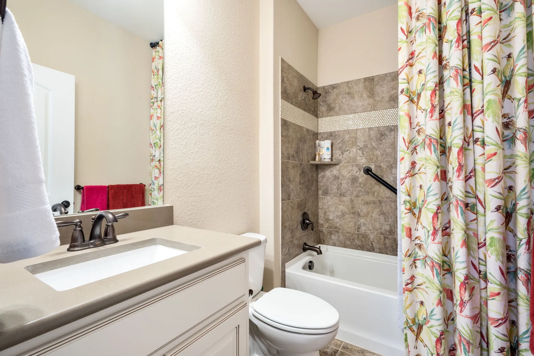Single Family Residence For Sale in Denton County , 7158 Bluff Point, Frisco, Texas 75036, 3 Bedroom, 3 Bathroom, 3 Garage spaces, 2,807 Sqft, built in 2017, mls#21385792, Real Estate Agent in Frisco, Homes For Sale in Denton county, Homes For Sale in Frisco, Realtor in Frisco Texas, Real Estate Brokerage Independent Realty Texas, Luminita Cordes Realtor
