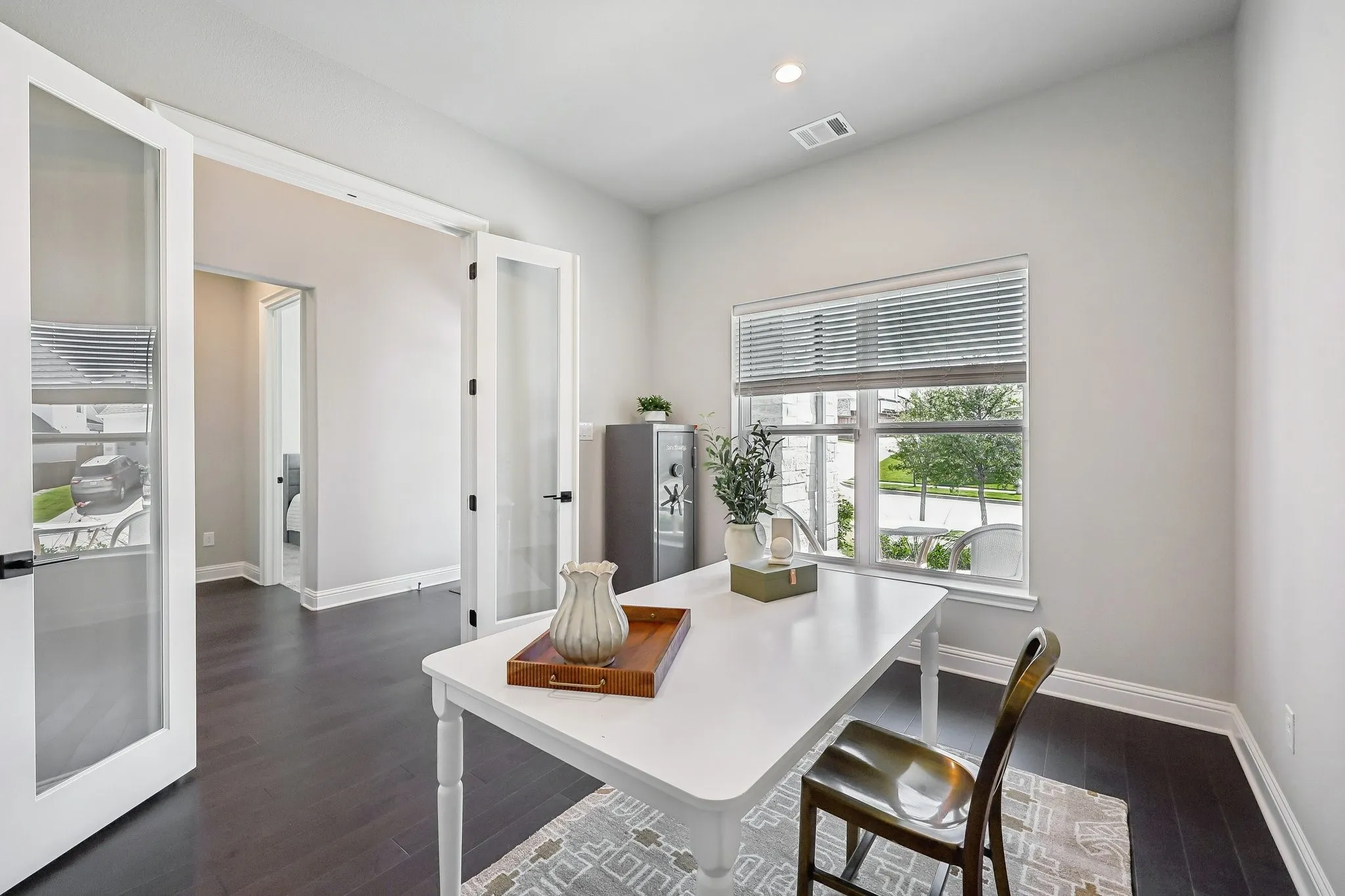 Single Family Residence For Sale in Parker County , 2212 Dunstan Drive, Fort Worth, Texas 76008, 4 Bedroom, 5 Bathroom, 2 Garage spaces, 3,655 Sqft, built in 2022, mls#21388327, Real Estate Agent in Fort Worth, Homes For Sale in Parker county, Homes For Sale in Fort Worth, Realtor in Fort Worth Texas, Real Estate Brokerage Independent Realty Texas, Luminita Cordes Realtor