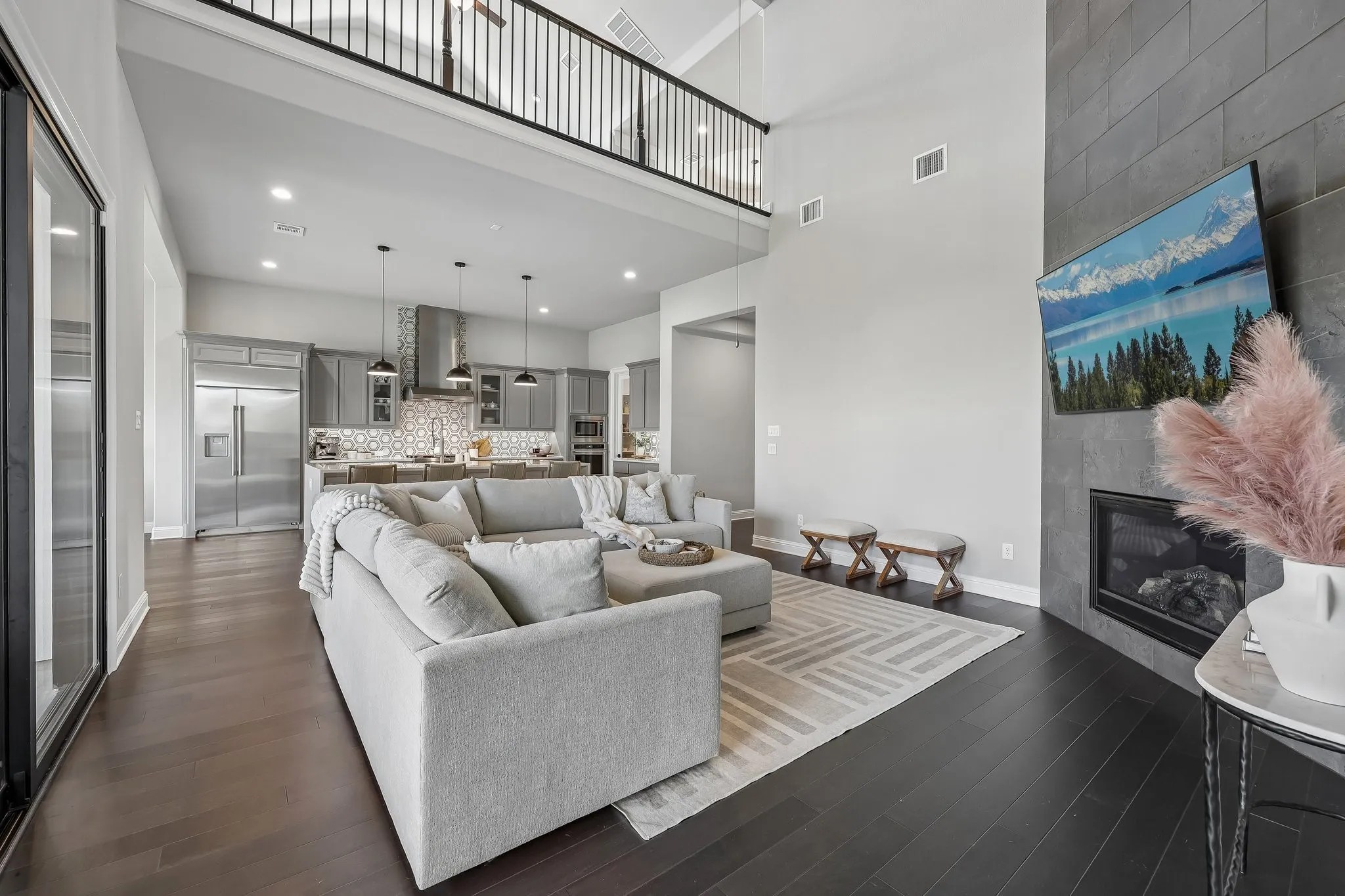 Single Family Residence For Sale in Parker County , 2212 Dunstan Drive, Fort Worth, Texas 76008, 4 Bedroom, 5 Bathroom, 2 Garage spaces, 3,655 Sqft, built in 2022, mls#21388327, Real Estate Agent in Fort Worth, Homes For Sale in Parker county, Homes For Sale in Fort Worth, Realtor in Fort Worth Texas, Real Estate Brokerage Independent Realty Texas, Luminita Cordes Realtor