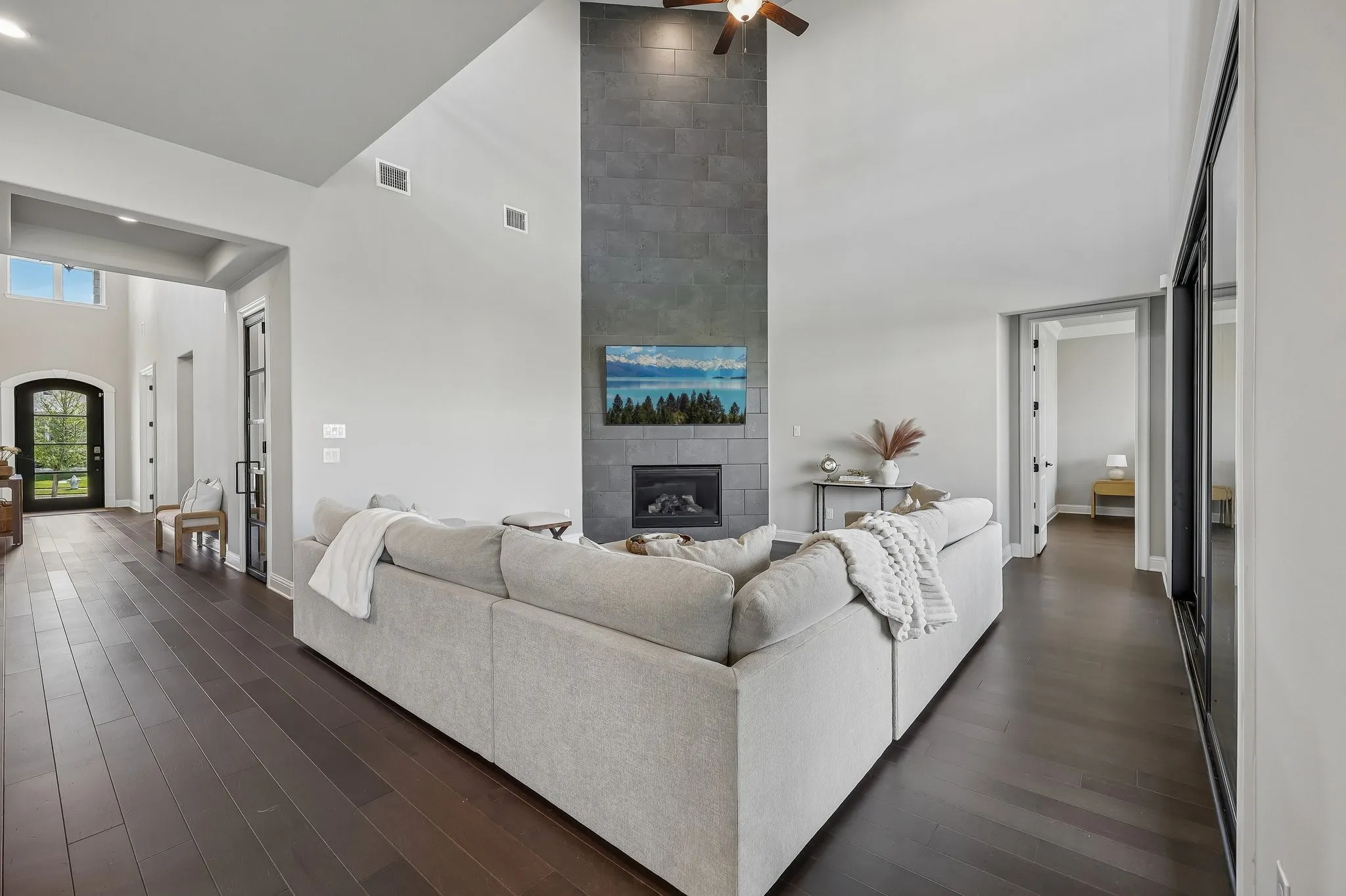 Single Family Residence For Sale in Parker County , 2212 Dunstan Drive, Fort Worth, Texas 76008, 4 Bedroom, 5 Bathroom, 2 Garage spaces, 3,655 Sqft, built in 2022, mls#21388327, Real Estate Agent in Fort Worth, Homes For Sale in Parker county, Homes For Sale in Fort Worth, Realtor in Fort Worth Texas, Real Estate Brokerage Independent Realty Texas, Luminita Cordes Realtor