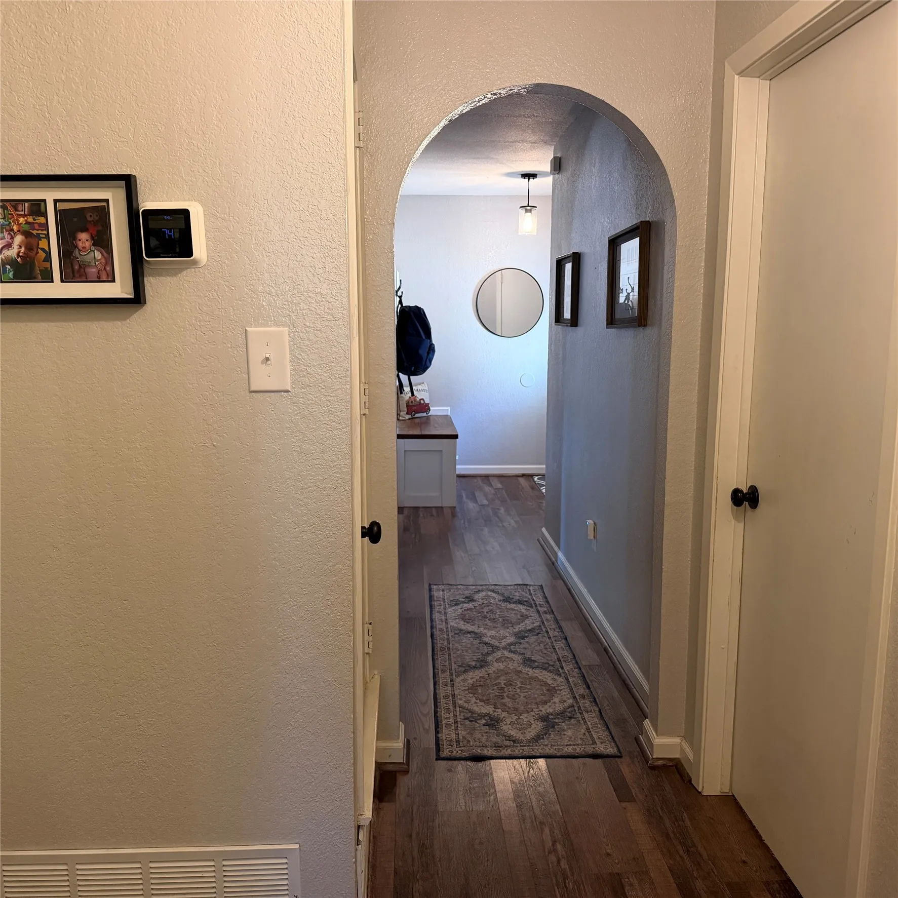 Single Family Residence For Sale in Tarrant County , 6216 Shirley Drive, North Richland Hills, Texas 76180, 3 Bedroom, 2 Bathroom, 2 Garage spaces, 1,635 Sqft, built in 1979, mls#21388332, Real Estate Agent in North Richland Hills, Homes For Sale in Tarrant county, Homes For Sale in North Richland Hills, Realtor in North Richland Hills Texas, Real Estate Brokerage Independent Realty Texas, Luminita Cordes Realtor