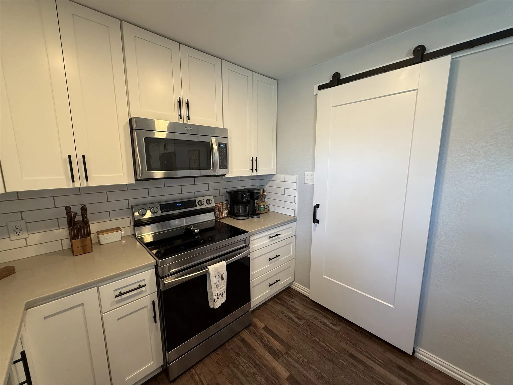 Single Family Residence For Sale in Tarrant County , 6216 Shirley Drive, North Richland Hills, Texas 76180, 3 Bedroom, 2 Bathroom, 2 Garage spaces, 1,635 Sqft, built in 1979, mls#21388332, Real Estate Agent in North Richland Hills, Homes For Sale in Tarrant county, Homes For Sale in North Richland Hills, Realtor in North Richland Hills Texas, Real Estate Brokerage Independent Realty Texas, Luminita Cordes Realtor