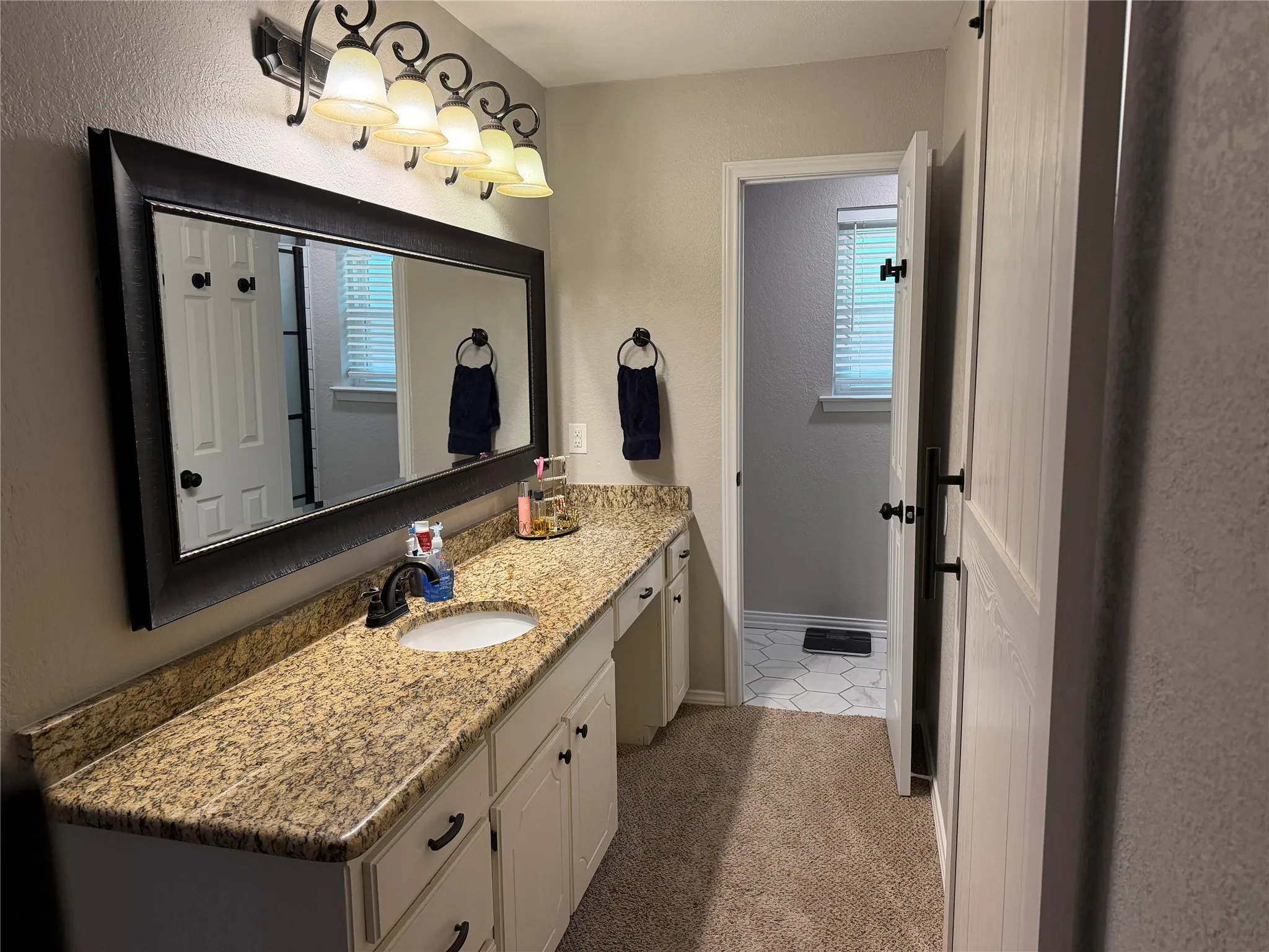 Single Family Residence For Sale in Tarrant County , 6216 Shirley Drive, North Richland Hills, Texas 76180, 3 Bedroom, 2 Bathroom, 2 Garage spaces, 1,635 Sqft, built in 1979, mls#21388332, Real Estate Agent in North Richland Hills, Homes For Sale in Tarrant county, Homes For Sale in North Richland Hills, Realtor in North Richland Hills Texas, Real Estate Brokerage Independent Realty Texas, Luminita Cordes Realtor