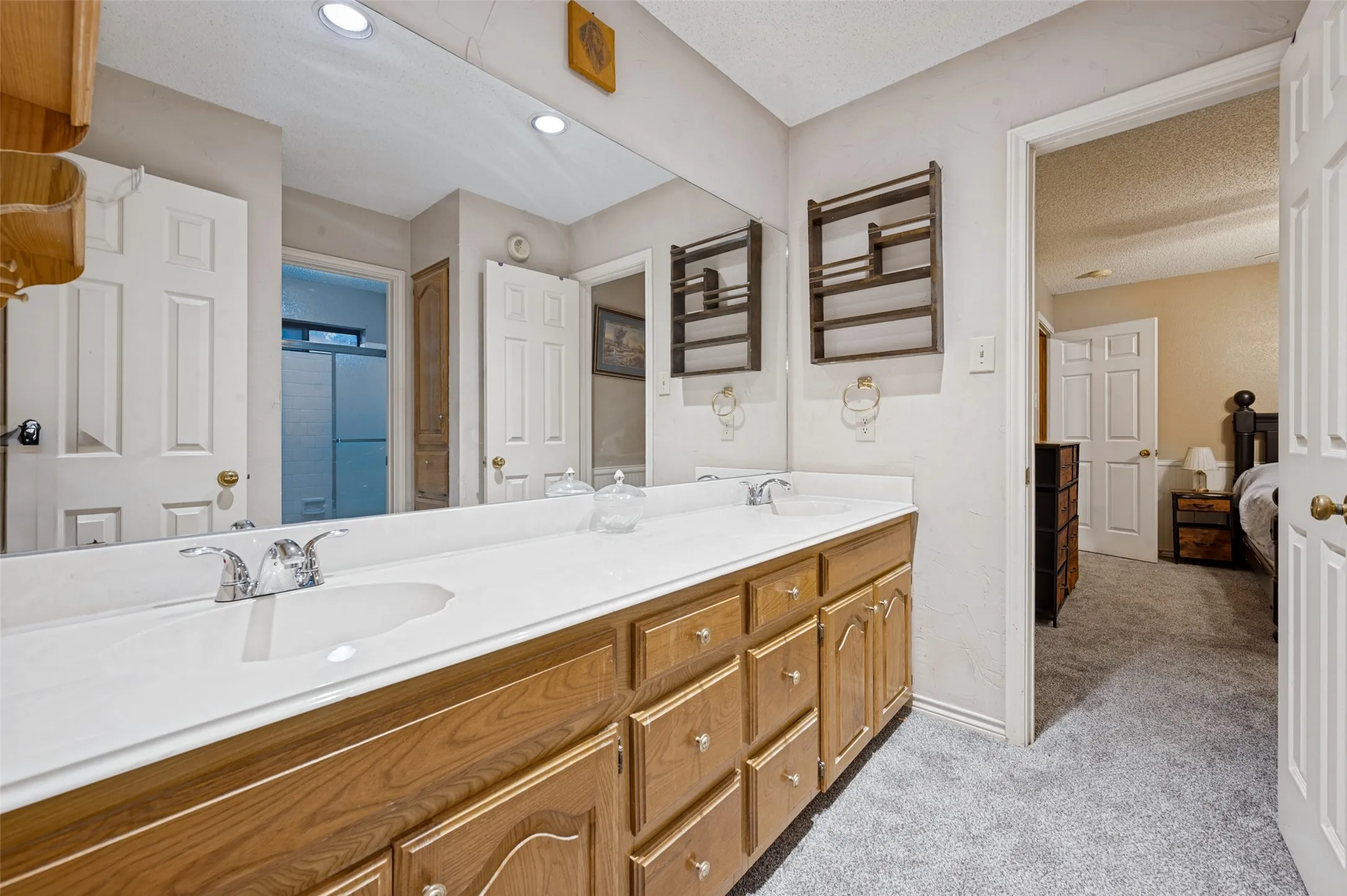 Single Family Residence For Sale in Dallas County , 611 Combine Road, Seagoville, Texas 75159, 3 Bedroom, 3 Bathroom, Garage spaces, 2,394 Sqft, built in 1990, mls#21381888, Real Estate Agent in Seagoville, Homes For Sale in Dallas county, Homes For Sale in Seagoville, Realtor in Seagoville Texas, Real Estate Brokerage Independent Realty Texas, Luminita Cordes Realtor