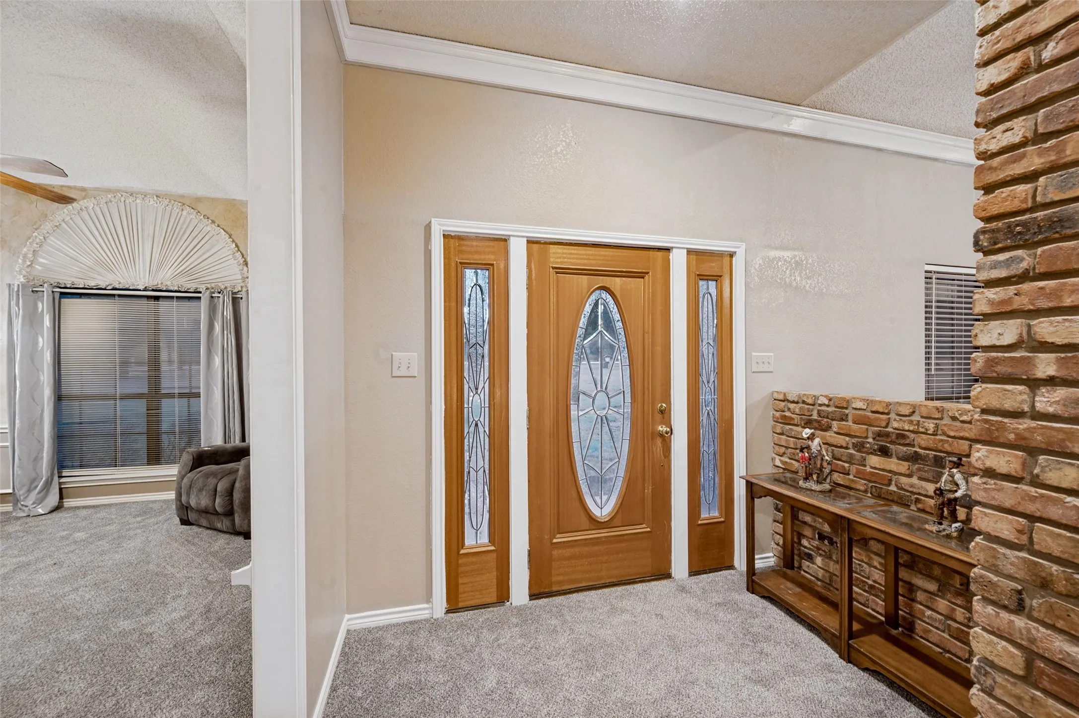 Single Family Residence For Sale in Dallas County , 611 Combine Road, Seagoville, Texas 75159, 3 Bedroom, 3 Bathroom, Garage spaces, 2,394 Sqft, built in 1990, mls#21381888, Real Estate Agent in Seagoville, Homes For Sale in Dallas county, Homes For Sale in Seagoville, Realtor in Seagoville Texas, Real Estate Brokerage Independent Realty Texas, Luminita Cordes Realtor