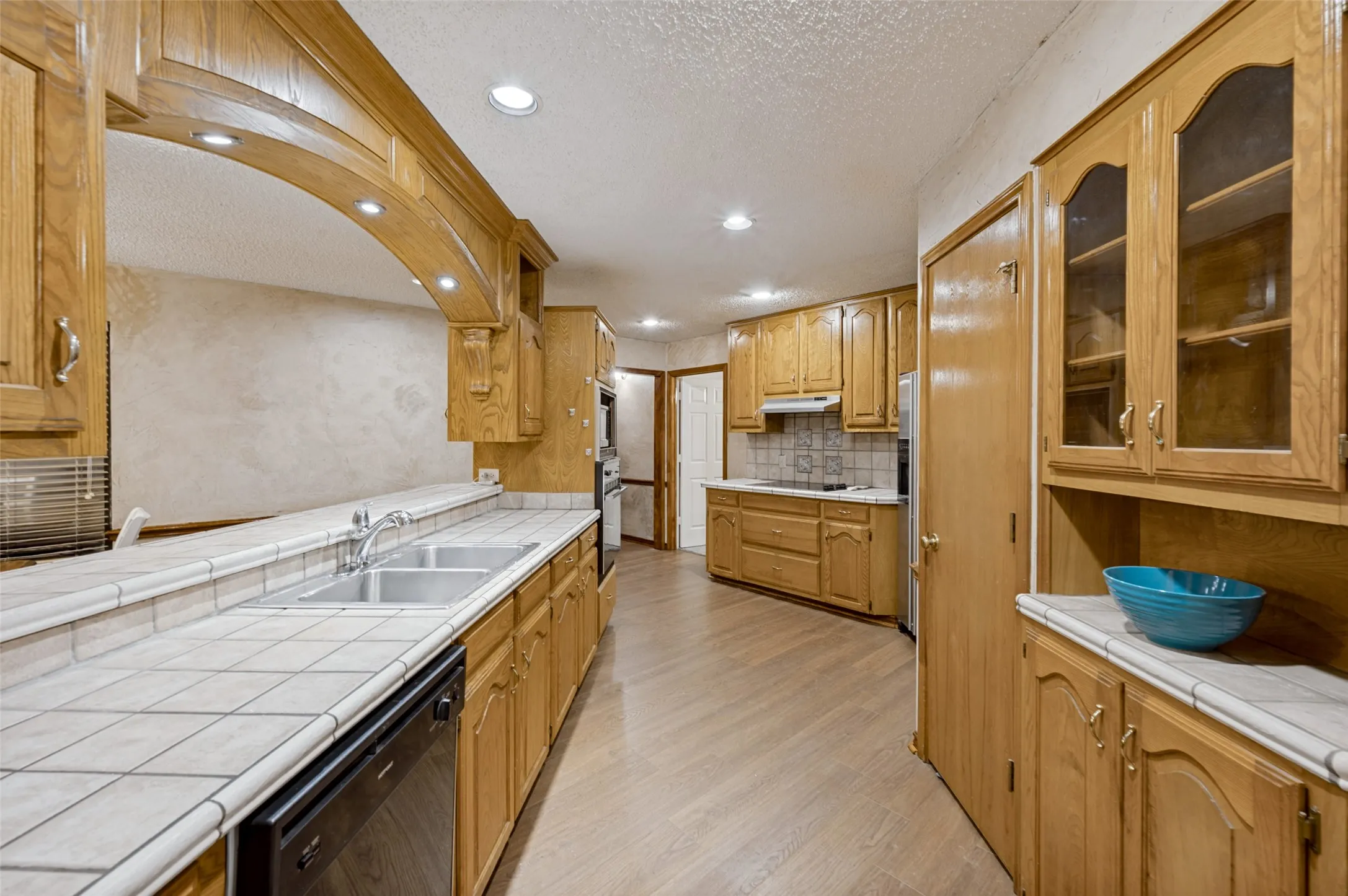 Single Family Residence For Sale in Dallas County , 611 Combine Road, Seagoville, Texas 75159, 3 Bedroom, 3 Bathroom, Garage spaces, 2,394 Sqft, built in 1990, mls#21381888, Real Estate Agent in Seagoville, Homes For Sale in Dallas county, Homes For Sale in Seagoville, Realtor in Seagoville Texas, Real Estate Brokerage Independent Realty Texas, Luminita Cordes Realtor