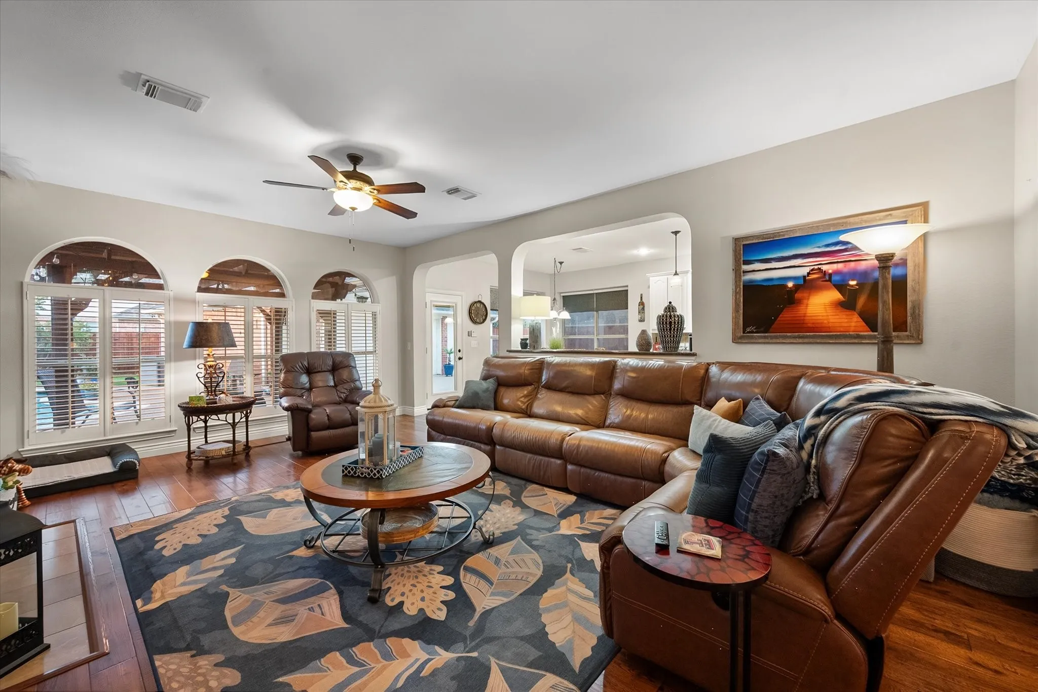 Single Family Residence For Sale in Tarrant County , 245 Bear Hollow, Keller, Texas 76248, 4 Bedroom, 3 Bathroom, 3 Garage spaces, 3,006 Sqft, built in 1996, mls#21387323, Real Estate Agent in Keller, Homes For Sale in Tarrant county, Homes For Sale in Keller, Realtor in Keller Texas, Real Estate Brokerage Independent Realty Texas, Luminita Cordes Realtor