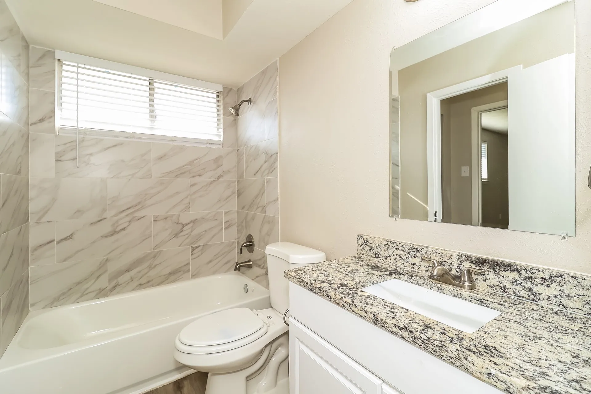 Single Family Residence For Sale in Dallas County , 11226 Drummond Drive, Dallas, Texas 75228, 4 Bedroom, 3 Bathroom, Garage spaces, 2,172 Sqft, built in 1964, mls#21388354, Real Estate Agent in Dallas, Homes For Sale in Dallas county, Homes For Sale in Dallas, Realtor in Dallas Texas, Real Estate Brokerage Independent Realty Texas, Luminita Cordes Realtor