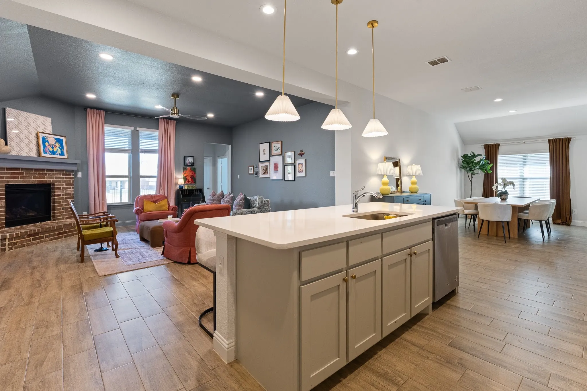 Single Family Residence For Sale in Parker County , 14828 Grissom Avenue, Aledo, Texas 76008, 3 Bedroom, 2 Bathroom, 2 Garage spaces, 2,090 Sqft, built in 2021, mls#21388319, Real Estate Agent in Aledo, Homes For Sale in Parker county, Homes For Sale in Aledo, Realtor in Aledo Texas, Real Estate Brokerage Independent Realty Texas, Luminita Cordes Realtor