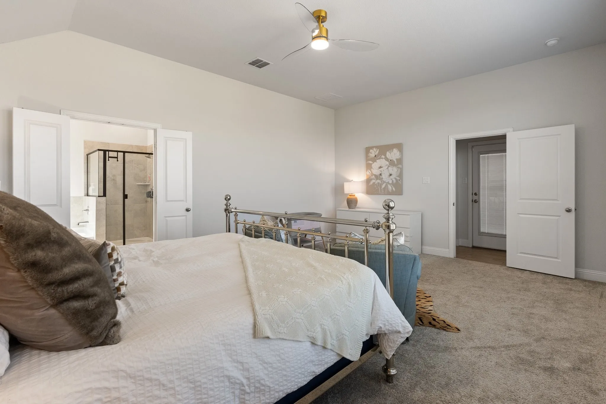 Single Family Residence For Sale in Parker County , 14828 Grissom Avenue, Aledo, Texas 76008, 3 Bedroom, 2 Bathroom, 2 Garage spaces, 2,090 Sqft, built in 2021, mls#21388319, Real Estate Agent in Aledo, Homes For Sale in Parker county, Homes For Sale in Aledo, Realtor in Aledo Texas, Real Estate Brokerage Independent Realty Texas, Luminita Cordes Realtor