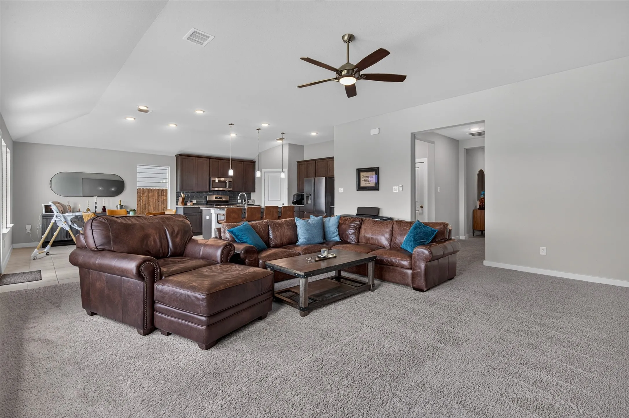 Single Family Residence For Rent in Rockwall County , 3014 Water Light Lane, Royse City, Texas 75189, 3 Bedroom, 2 Bathroom, 2 Garage spaces, 1,842 Sqft, built in 2023, mls#21388080, Real Estate Agent in Royse City, Homes For Rent in Rockwall county, Homes For Rent in Royse City, Realtor in Royse City Texas, Real Estate Brokerage Independent Realty Texas, Luminita Cordes Realtor