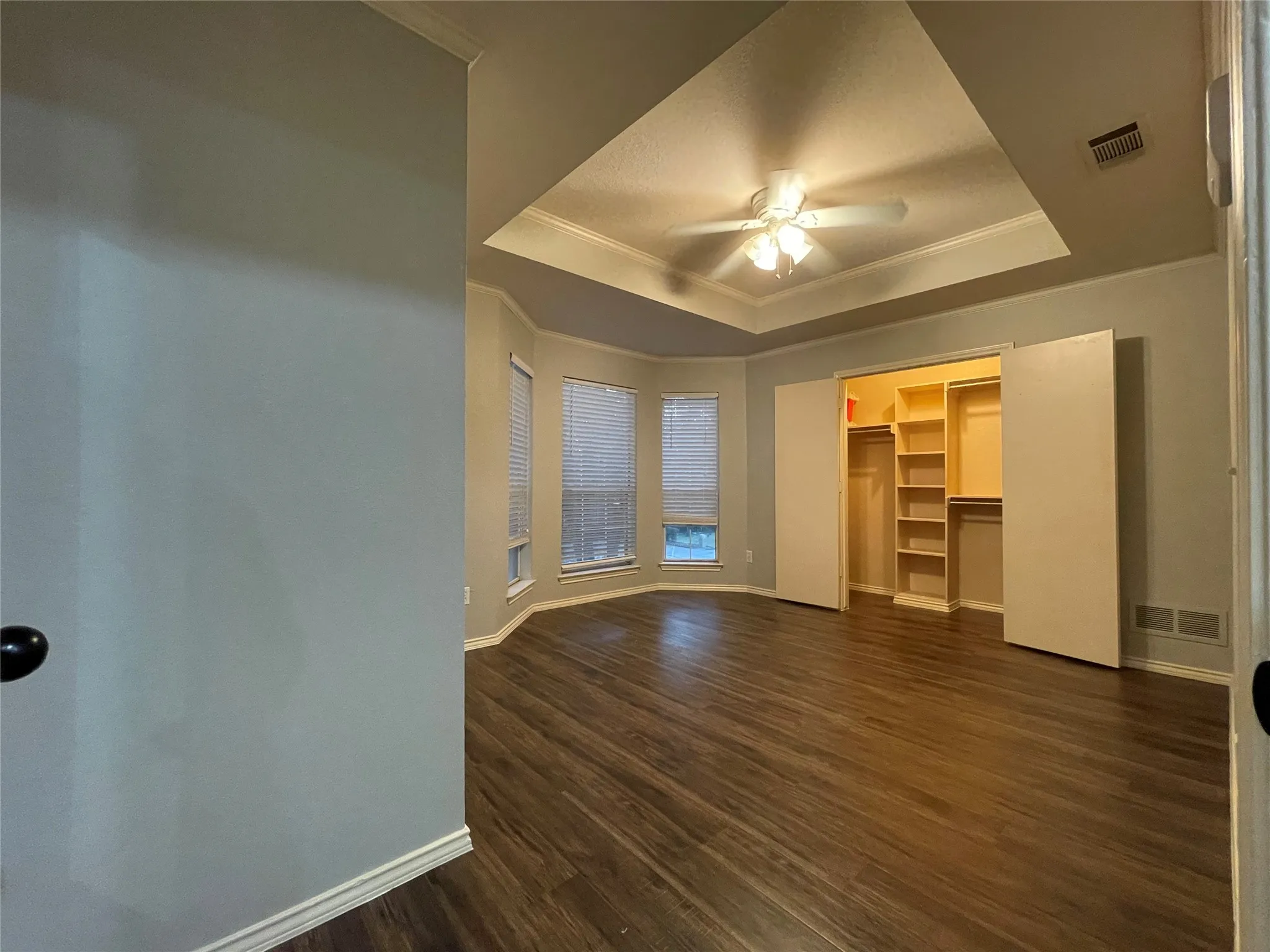 Single Family Residence For Sale in Collin County , 4569 Hallmark Drive, Plano, Texas 75024, 4 Bedroom, 4 Bathroom, 3 Garage spaces, 3,680 Sqft, built in 1986, mls#21381014, Real Estate Agent in Plano, Homes For Sale in Collin county, Homes For Sale in Plano, Realtor in Plano Texas, Real Estate Brokerage Independent Realty Texas, Luminita Cordes Realtor