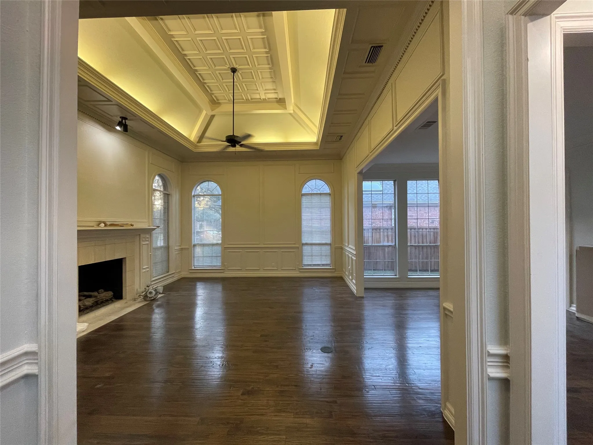 Single Family Residence For Sale in Collin County , 4569 Hallmark Drive, Plano, Texas 75024, 4 Bedroom, 4 Bathroom, 3 Garage spaces, 3,680 Sqft, built in 1986, mls#21381014, Real Estate Agent in Plano, Homes For Sale in Collin county, Homes For Sale in Plano, Realtor in Plano Texas, Real Estate Brokerage Independent Realty Texas, Luminita Cordes Realtor