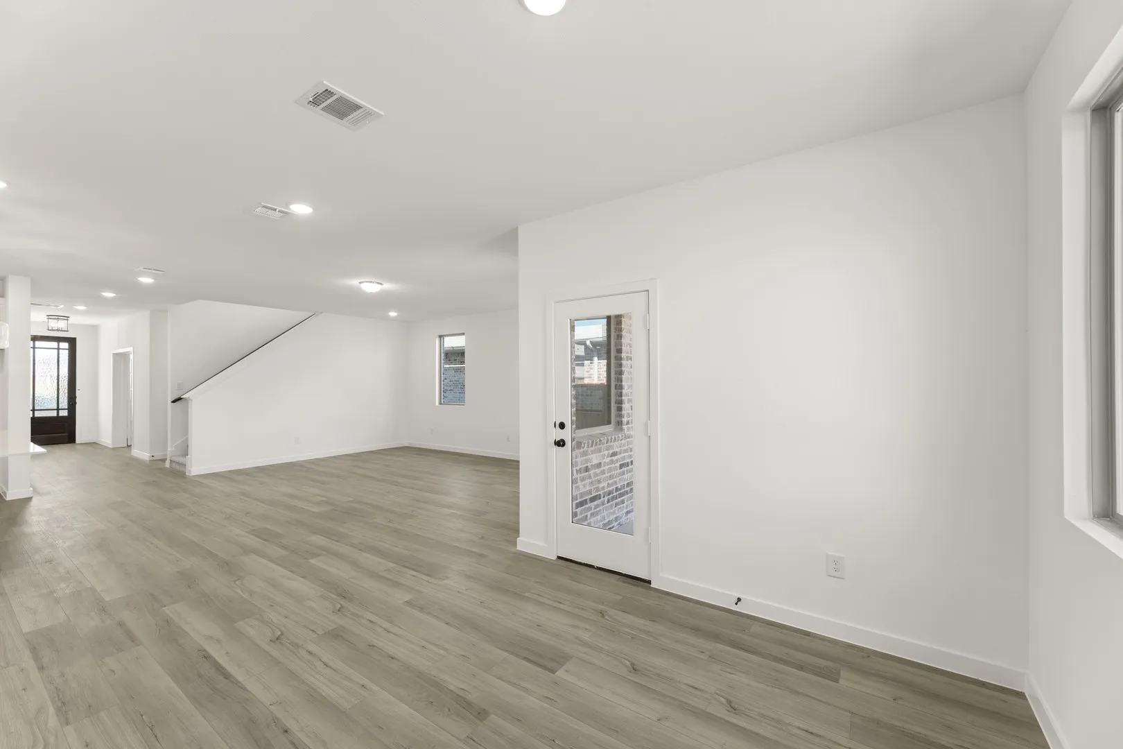 12. 1412 Eagle Meadow - Dining (2)