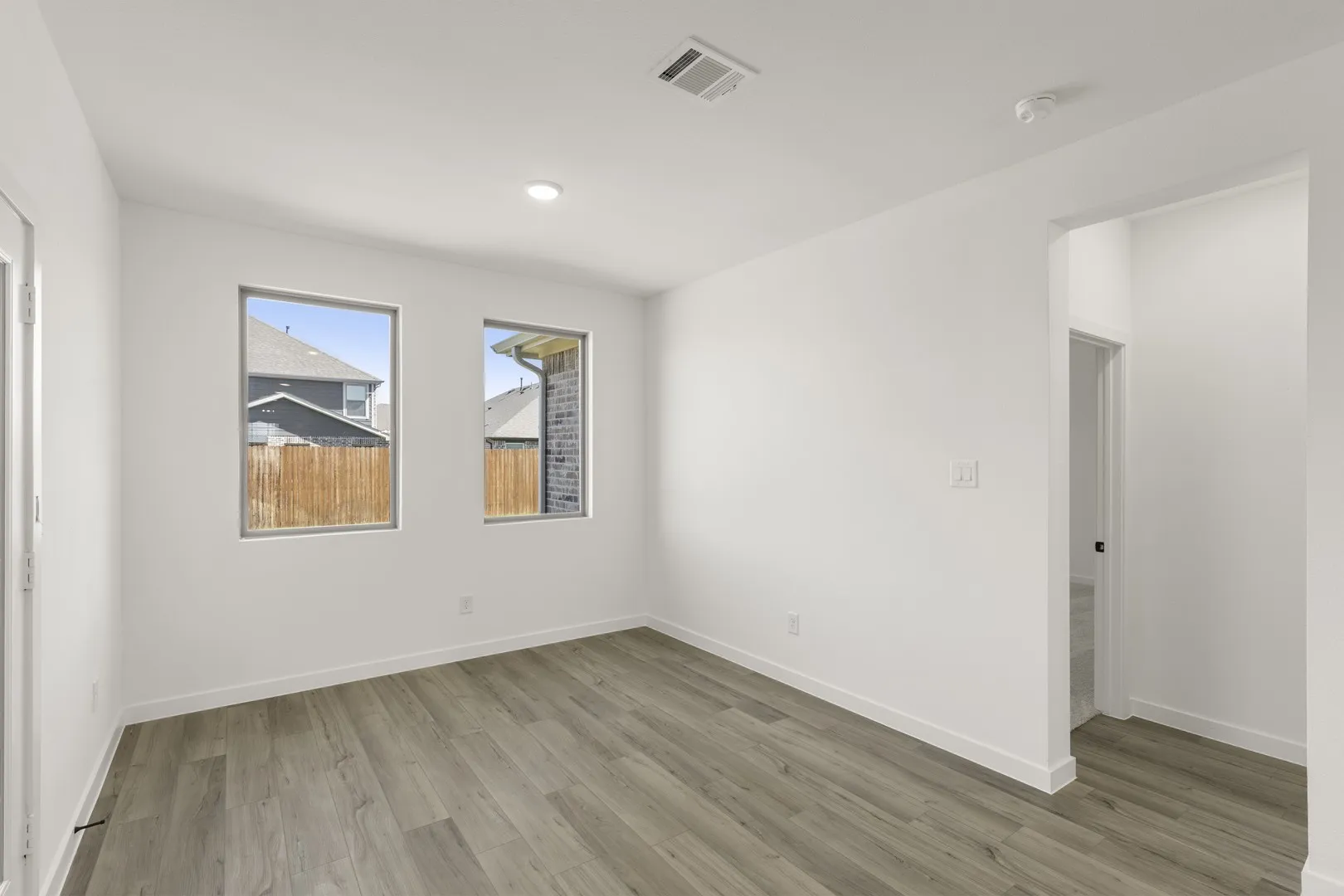 11. 1412 Eagle Meadow - Dining