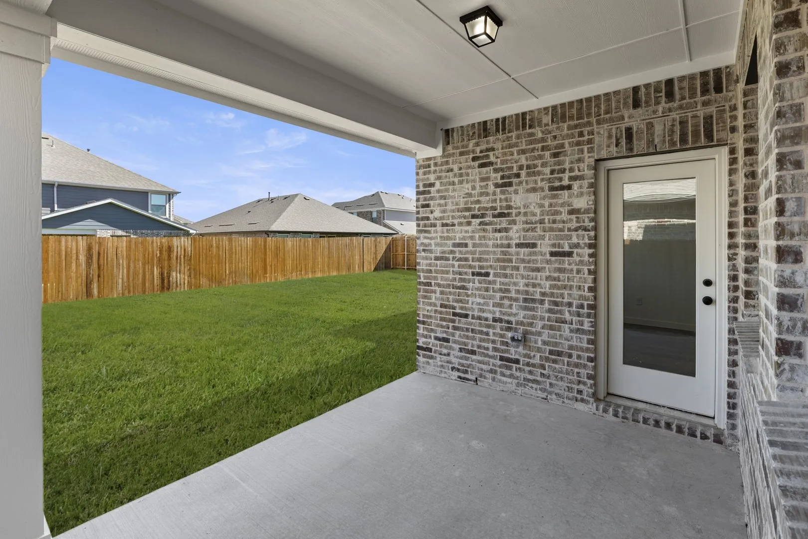 25. 1412 Eagle Meadow - Patio