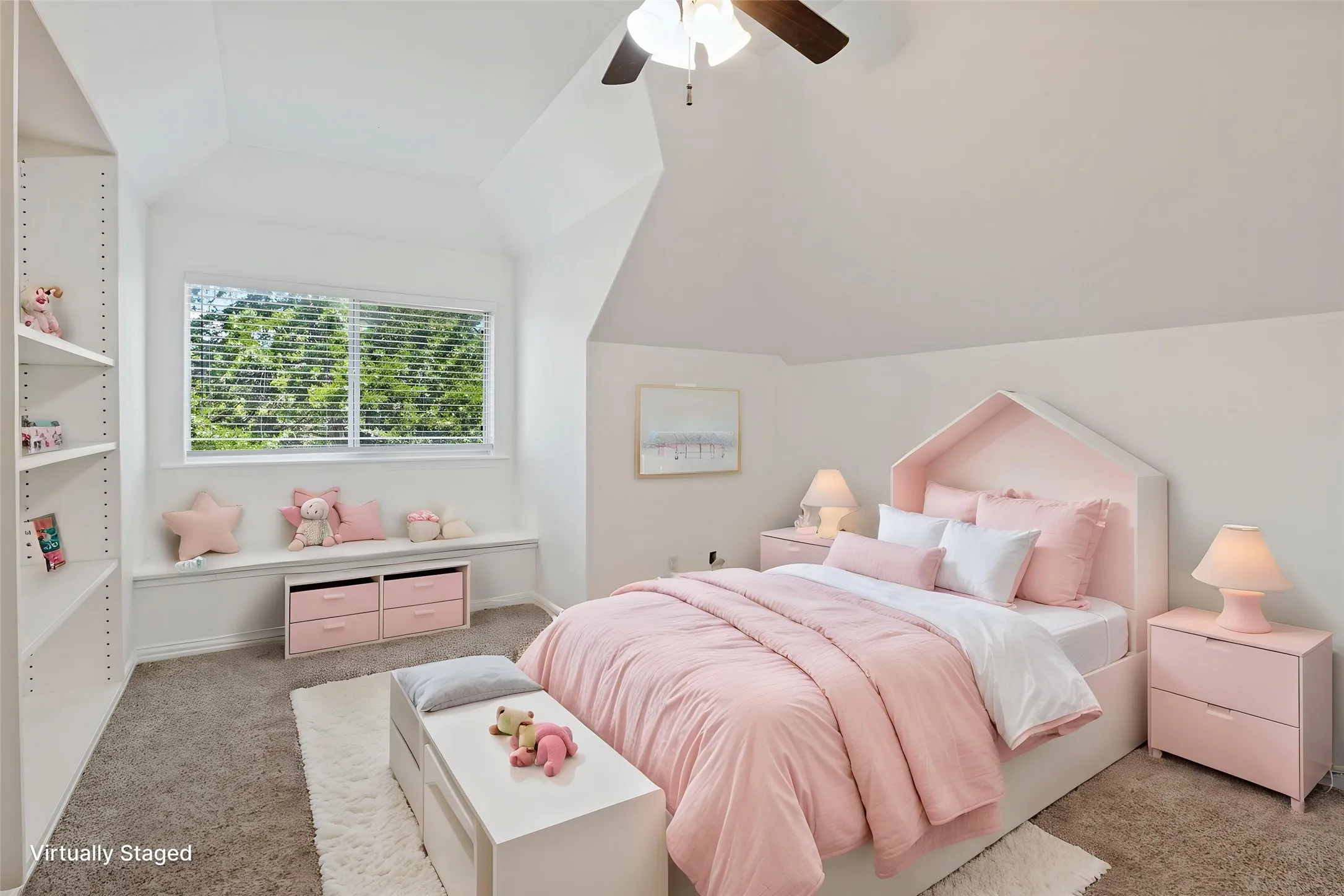 Single Family Residence For Sale in Dallas County , 806 Cobblestone Court, Cedar Hill, Texas 75104, 5 Bedroom, 4 Bathroom, 3 Garage spaces, 4,014 Sqft, built in 2004, mls#21387716, Real Estate Agent in Cedar Hill, Homes For Sale in Dallas county, Homes For Sale in Cedar Hill, Realtor in Cedar Hill Texas, Real Estate Brokerage Independent Realty Texas, Luminita Cordes Realtor