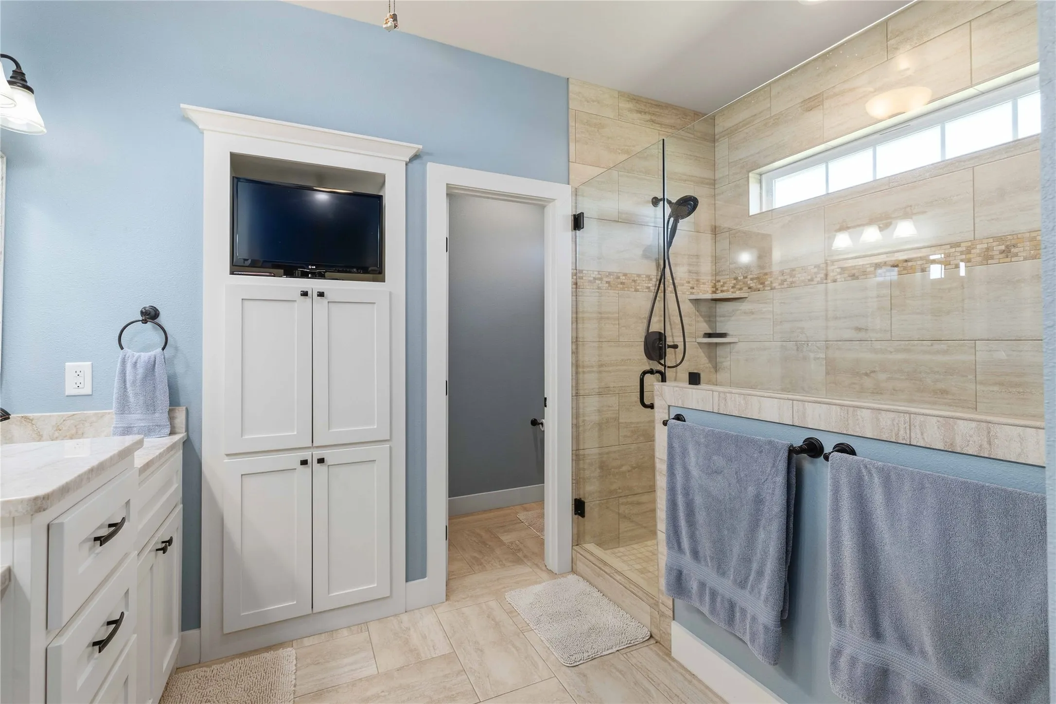 Single Family Residence For Sale in Brown County , 1800 Shaw Drive, Brownwood, Texas 76801, 3 Bedroom, 2 Bathroom, 2 Garage spaces, 2,245 Sqft, built in 2018, mls#21387886, Real Estate Agent in Brownwood, Homes For Sale in Brown county, Homes For Sale in Brownwood, Realtor in Brownwood Texas, Real Estate Brokerage Independent Realty Texas, Luminita Cordes Realtor