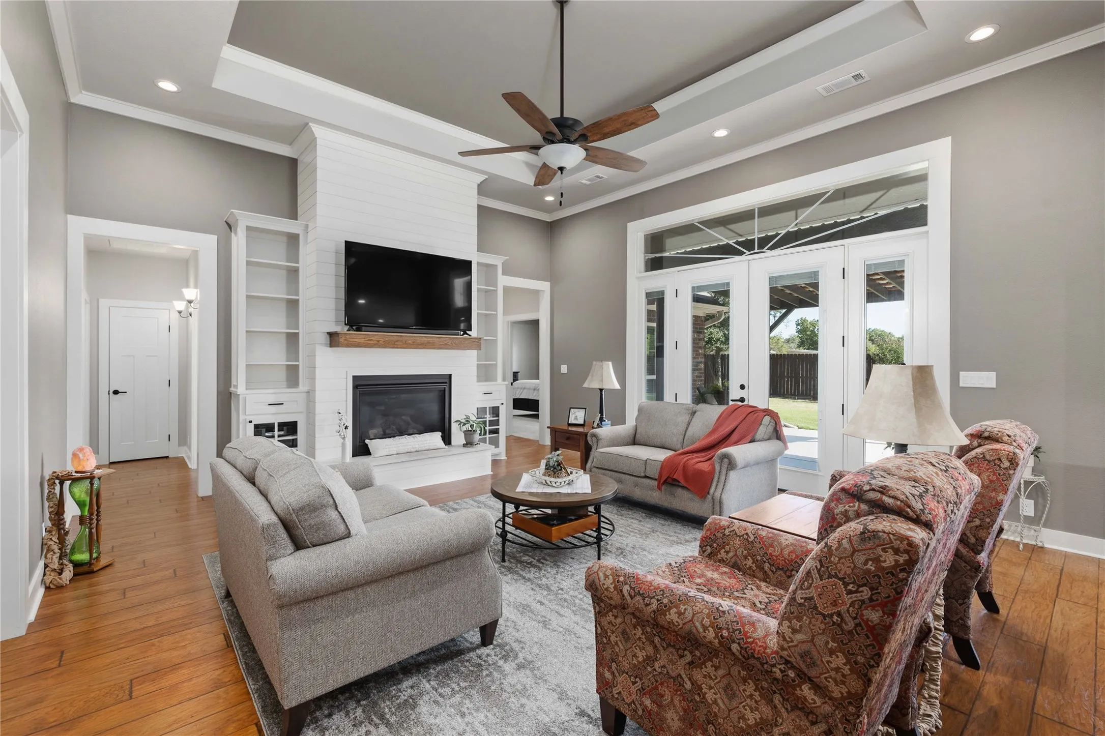 Single Family Residence For Sale in Brown County , 1800 Shaw Drive, Brownwood, Texas 76801, 3 Bedroom, 2 Bathroom, 2 Garage spaces, 2,245 Sqft, built in 2018, mls#21387886, Real Estate Agent in Brownwood, Homes For Sale in Brown county, Homes For Sale in Brownwood, Realtor in Brownwood Texas, Real Estate Brokerage Independent Realty Texas, Luminita Cordes Realtor