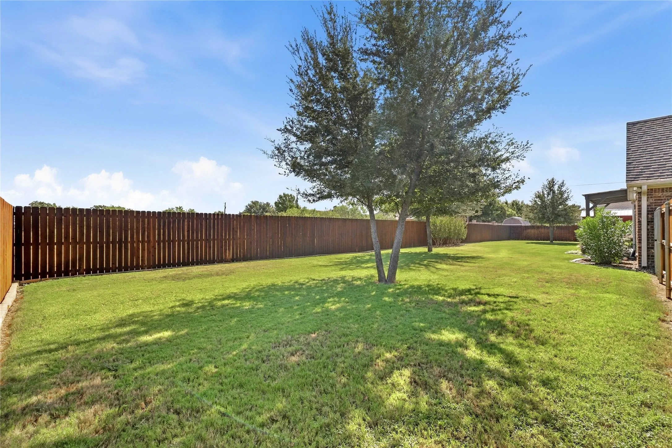 Single Family Residence For Sale in Brown County , 1800 Shaw Drive, Brownwood, Texas 76801, 3 Bedroom, 2 Bathroom, 2 Garage spaces, 2,245 Sqft, built in 2018, mls#21387886, Real Estate Agent in Brownwood, Homes For Sale in Brown county, Homes For Sale in Brownwood, Realtor in Brownwood Texas, Real Estate Brokerage Independent Realty Texas, Luminita Cordes Realtor