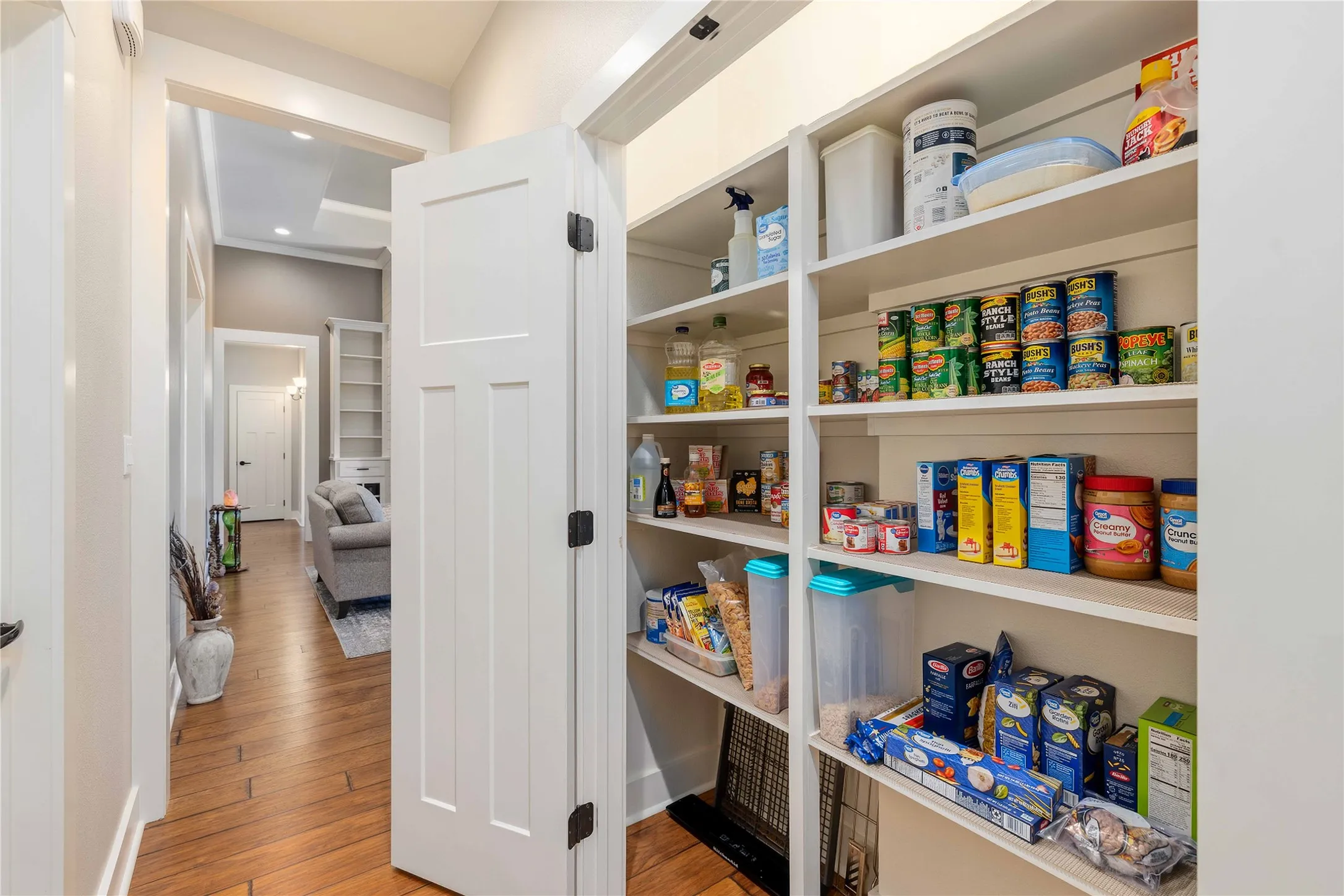 Single Family Residence For Sale in Brown County , 1800 Shaw Drive, Brownwood, Texas 76801, 3 Bedroom, 2 Bathroom, 2 Garage spaces, 2,245 Sqft, built in 2018, mls#21387886, Real Estate Agent in Brownwood, Homes For Sale in Brown county, Homes For Sale in Brownwood, Realtor in Brownwood Texas, Real Estate Brokerage Independent Realty Texas, Luminita Cordes Realtor