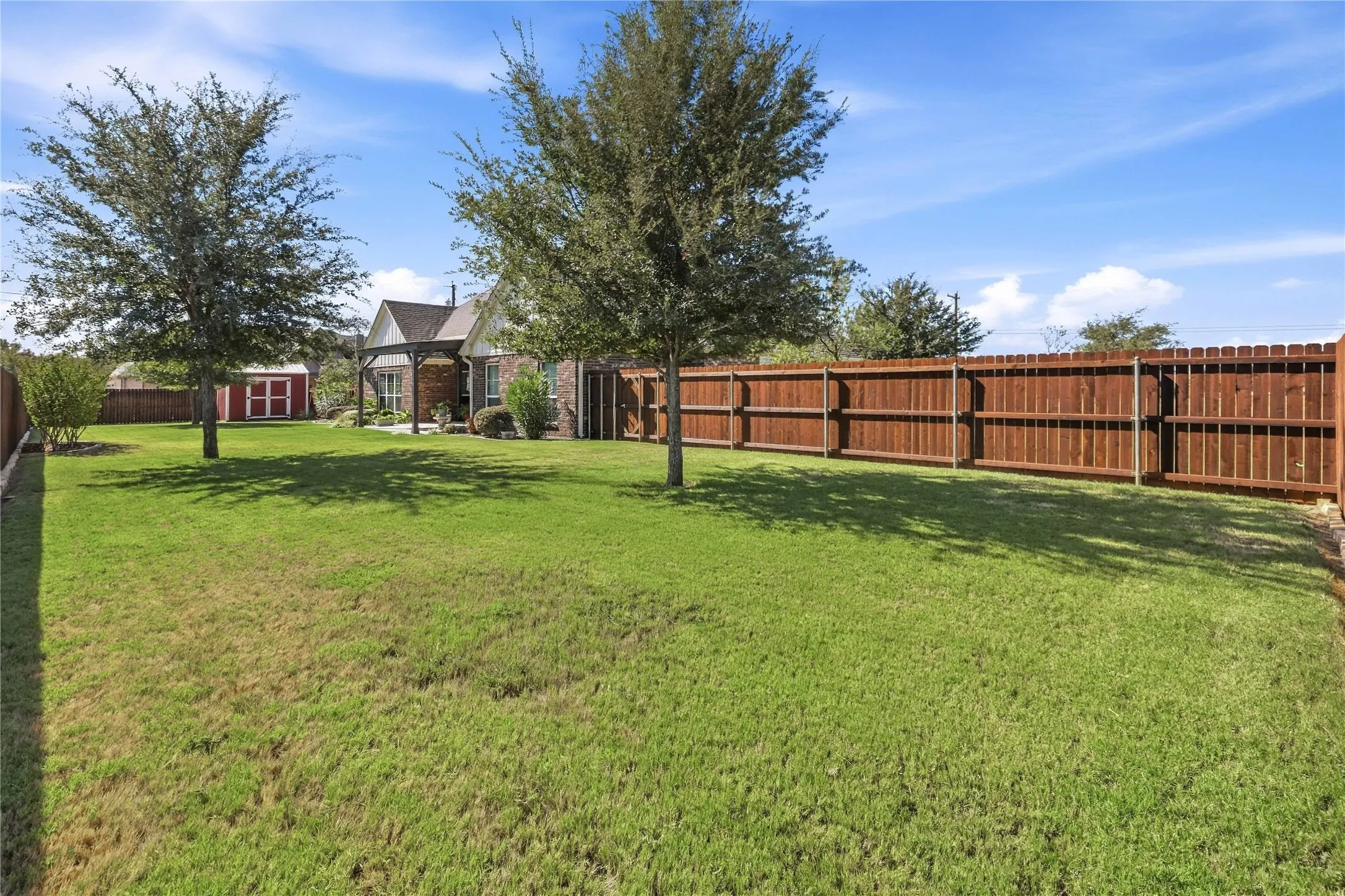 Single Family Residence For Sale in Brown County , 1800 Shaw Drive, Brownwood, Texas 76801, 3 Bedroom, 2 Bathroom, 2 Garage spaces, 2,245 Sqft, built in 2018, mls#21387886, Real Estate Agent in Brownwood, Homes For Sale in Brown county, Homes For Sale in Brownwood, Realtor in Brownwood Texas, Real Estate Brokerage Independent Realty Texas, Luminita Cordes Realtor