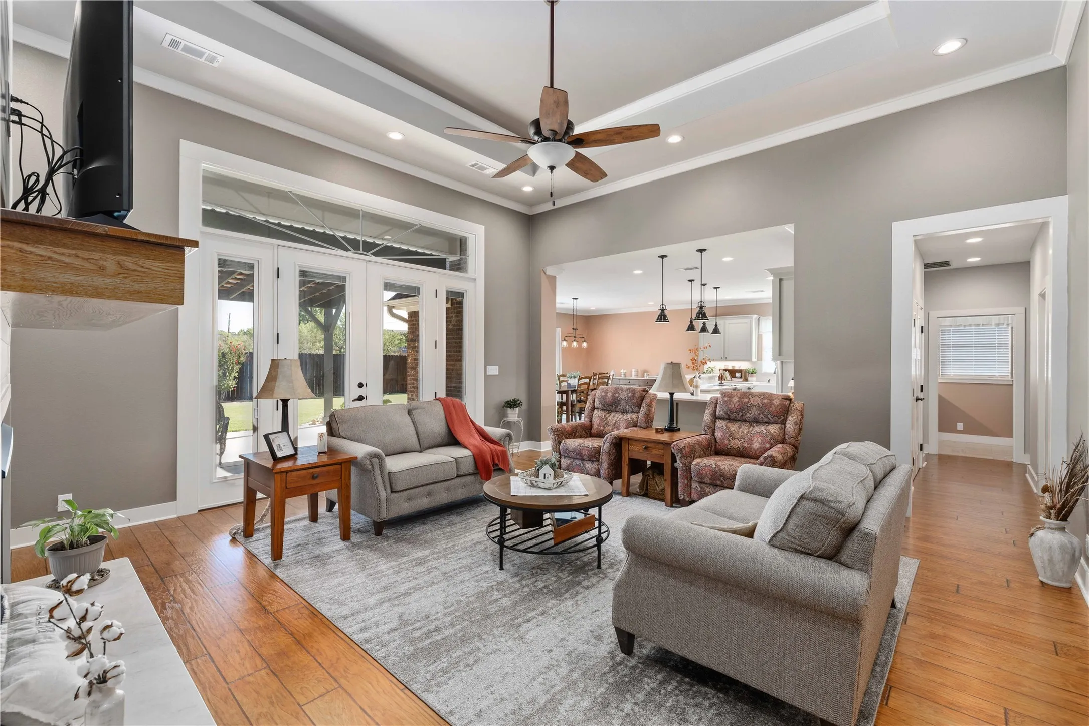 Single Family Residence For Sale in Brown County , 1800 Shaw Drive, Brownwood, Texas 76801, 3 Bedroom, 2 Bathroom, 2 Garage spaces, 2,245 Sqft, built in 2018, mls#21387886, Real Estate Agent in Brownwood, Homes For Sale in Brown county, Homes For Sale in Brownwood, Realtor in Brownwood Texas, Real Estate Brokerage Independent Realty Texas, Luminita Cordes Realtor