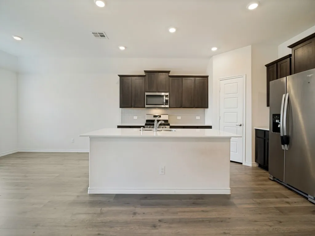 Single Family Residence For Sale in Hunt County , 211 Condor Pass, Caddo Mills, Texas 75135, 4 Bedroom, 2 Bathroom, 2 Garage spaces, 1,826 Sqft, built in 2023, mls#21371916, Real Estate Agent in Caddo Mills, Homes For Sale in Hunt county, Homes For Sale in Caddo Mills, Realtor in Caddo Mills Texas, Real Estate Brokerage Independent Realty Texas, Luminita Cordes Realtor