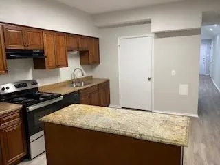 Duplex For Rent in Tarrant County , 408 Lochridge Drive 410, Azle, Texas 76020, 2 Bedroom, 2 Bathroom, 1 Garage spaces, 1,400 Sqft, built in 1985, mls#21388286, Real Estate Agent in Azle, Homes For Rent in Tarrant county, Homes For Rent in Azle, Realtor in Azle Texas, Real Estate Brokerage Independent Realty Texas, Luminita Cordes Realtor