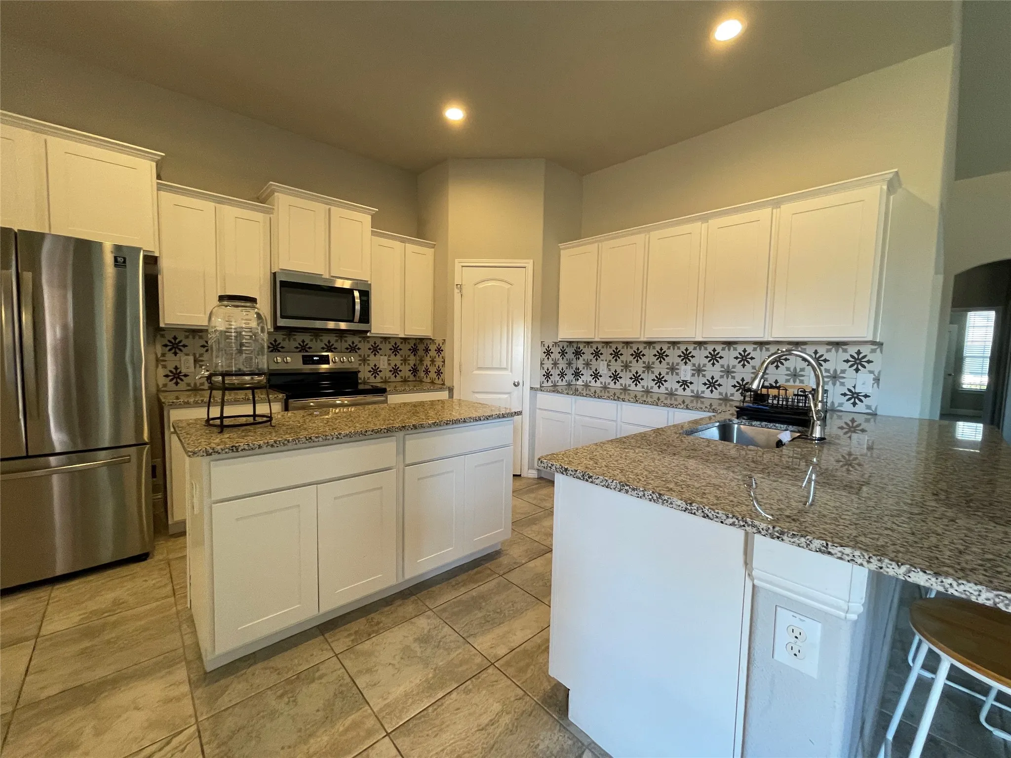 Single Family Residence For Rent in Johnson County , 706 Buffalo Creek Drive, Cleburne, Texas 76033, 3 Bedroom, 11 Bathroom, 2 Garage spaces, 1,832 Sqft, built in 2021, mls#21388375, Real Estate Agent in Cleburne, Homes For Rent in Johnson county, Homes For Rent in Cleburne, Realtor in Cleburne Texas, Real Estate Brokerage Independent Realty Texas, Luminita Cordes Realtor