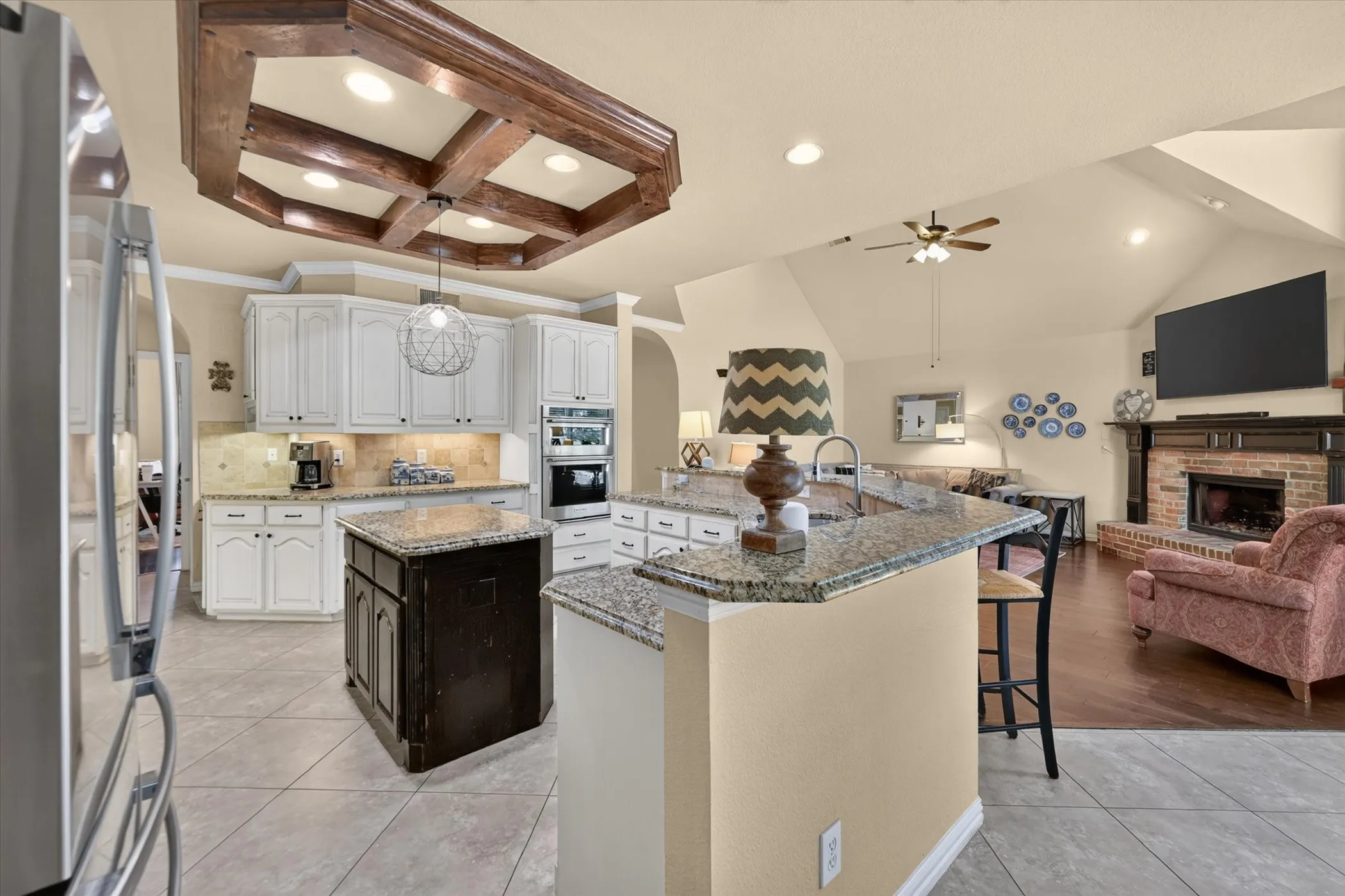 Single Family Residence For Sale in Denton County , 2830 Woodhollow Court, Highland Village, Texas 75077, 4 Bedroom, 3 Bathroom, 2 Garage spaces, 3,418 Sqft, built in 1994, mls#21382145, Real Estate Agent in Highland Village, Homes For Sale in Denton county, Homes For Sale in Highland Village, Realtor in Highland Village Texas, Real Estate Brokerage Independent Realty Texas, Luminita Cordes Realtor
