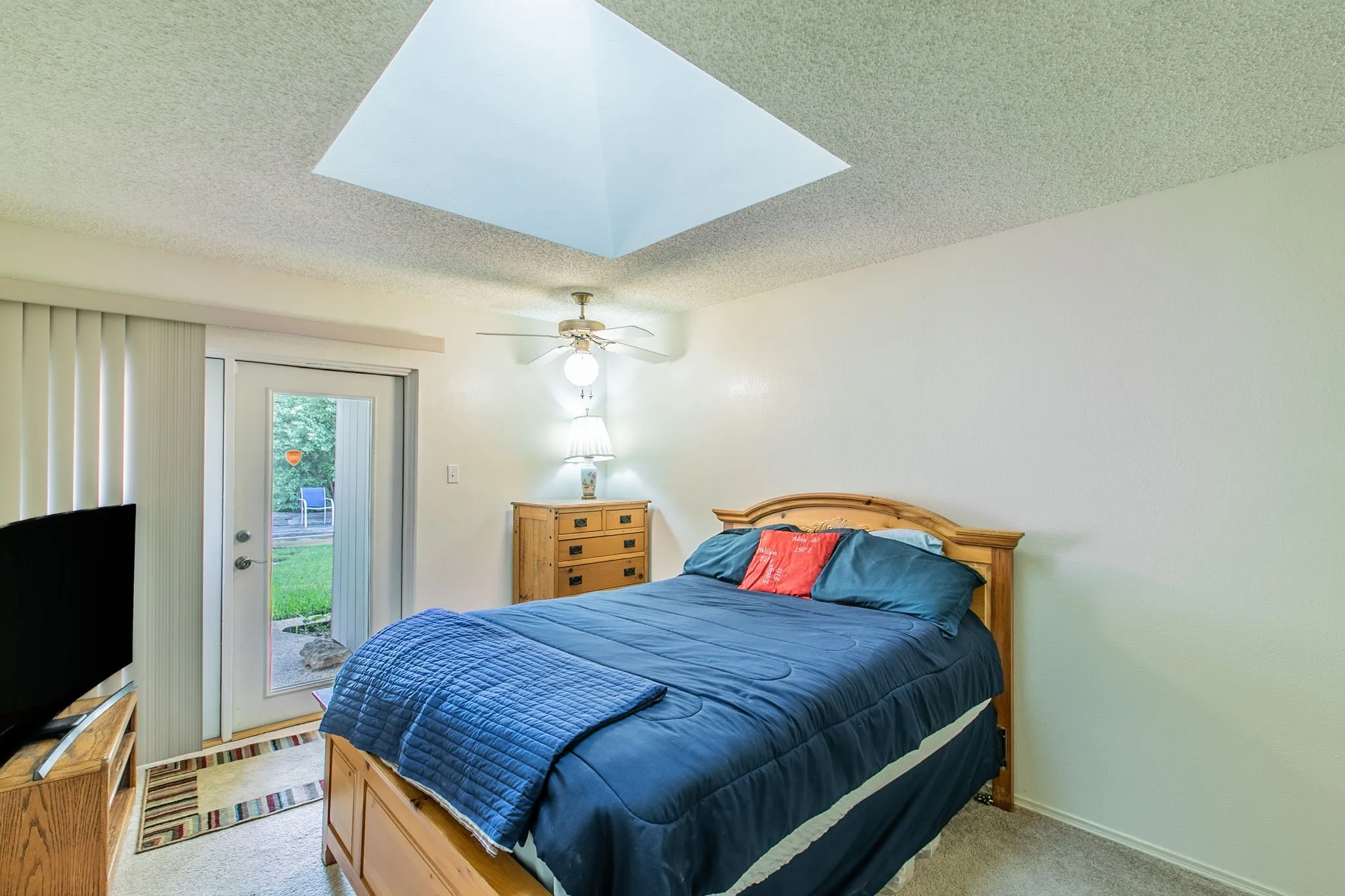 Single Family Residence For Sale in Mc Lennan County , 1033 Rambler Drive, Waco, Texas 76710, 4 Bedroom, 2 Bathroom, 2 Garage spaces, 2,194 Sqft, built in 1972, mls#21385763, Real Estate Agent in Waco, Homes For Sale in Mc Lennan county, Homes For Sale in Waco, Realtor in Waco Texas, Real Estate Brokerage Independent Realty Texas, Luminita Cordes Realtor