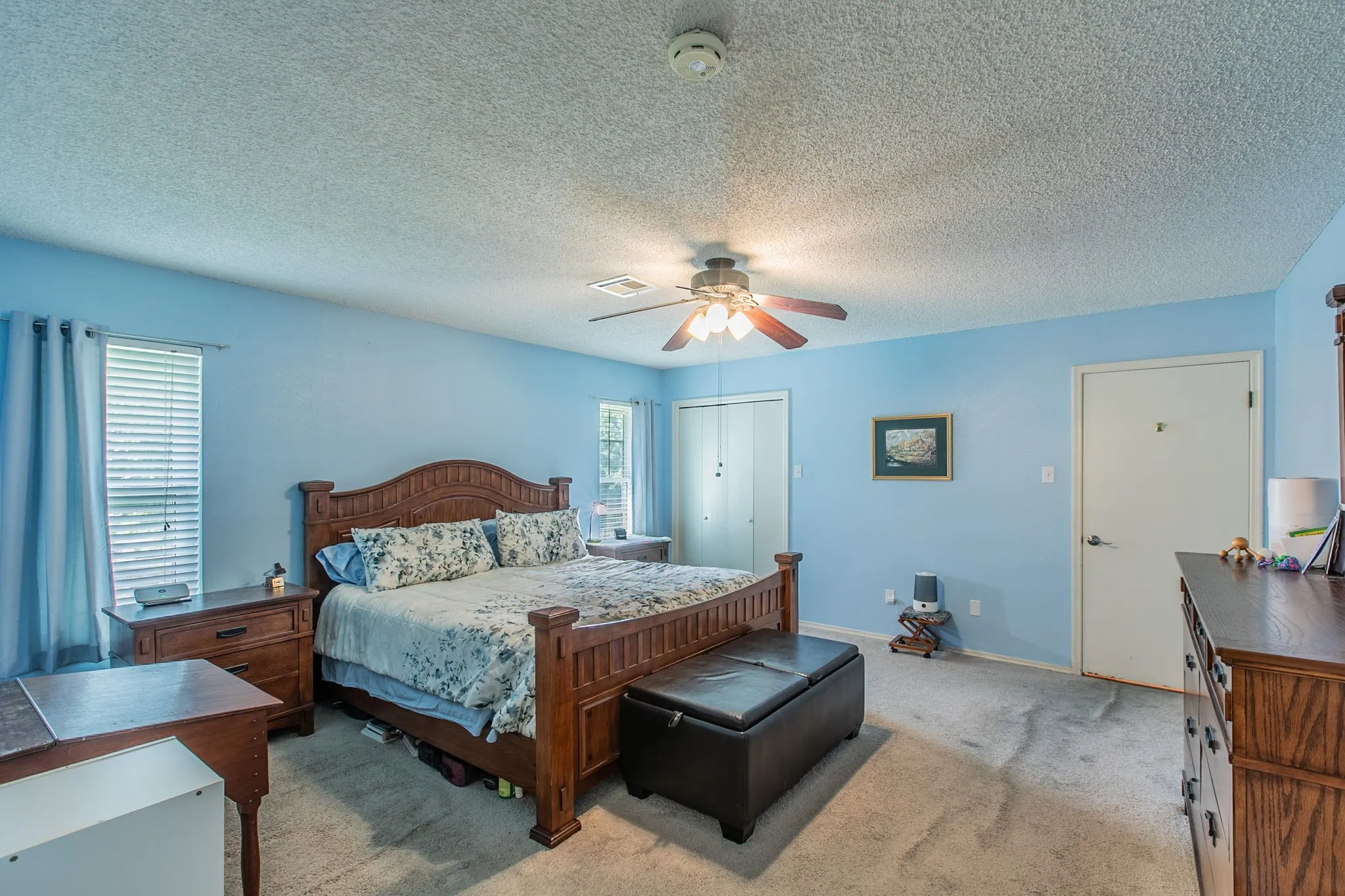 Single Family Residence For Sale in Mc Lennan County , 1033 Rambler Drive, Waco, Texas 76710, 4 Bedroom, 2 Bathroom, 2 Garage spaces, 2,194 Sqft, built in 1972, mls#21385763, Real Estate Agent in Waco, Homes For Sale in Mc Lennan county, Homes For Sale in Waco, Realtor in Waco Texas, Real Estate Brokerage Independent Realty Texas, Luminita Cordes Realtor