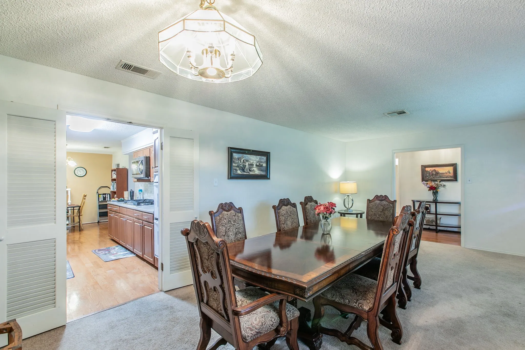 Single Family Residence For Sale in Mc Lennan County , 1033 Rambler Drive, Waco, Texas 76710, 4 Bedroom, 2 Bathroom, 2 Garage spaces, 2,194 Sqft, built in 1972, mls#21385763, Real Estate Agent in Waco, Homes For Sale in Mc Lennan county, Homes For Sale in Waco, Realtor in Waco Texas, Real Estate Brokerage Independent Realty Texas, Luminita Cordes Realtor