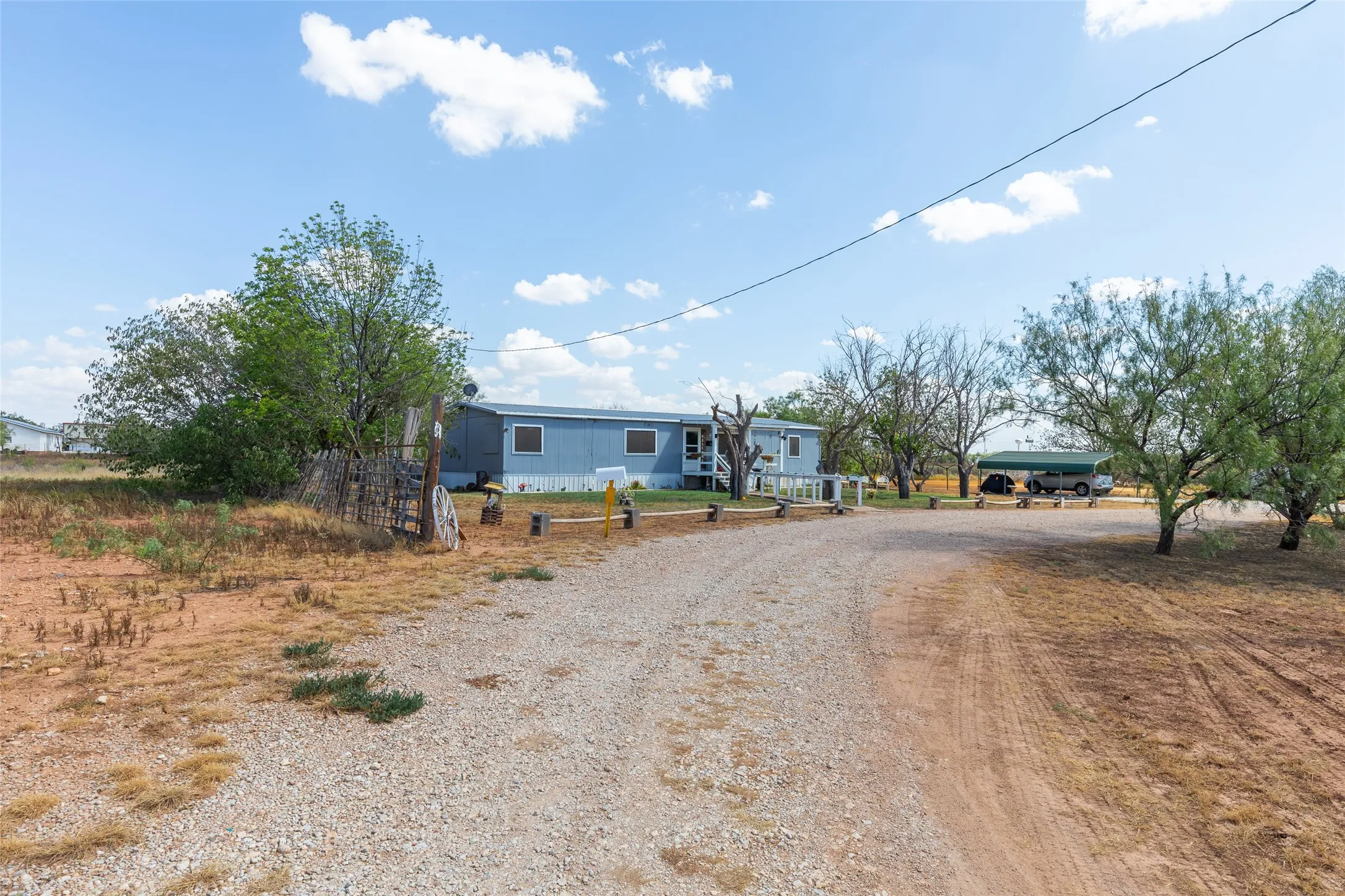 Mobile Home For Sale in Taylor County , 1455 County Road 401, Merkel, Texas 79536, 4 Bedroom, 2 Bathroom, Garage spaces, 1,440 Sqft, built in 1979, mls#21388303, Real Estate Agent in Merkel, Homes For Sale in Taylor county, Homes For Sale in Merkel, Realtor in Merkel Texas, Real Estate Brokerage Independent Realty Texas, Luminita Cordes Realtor