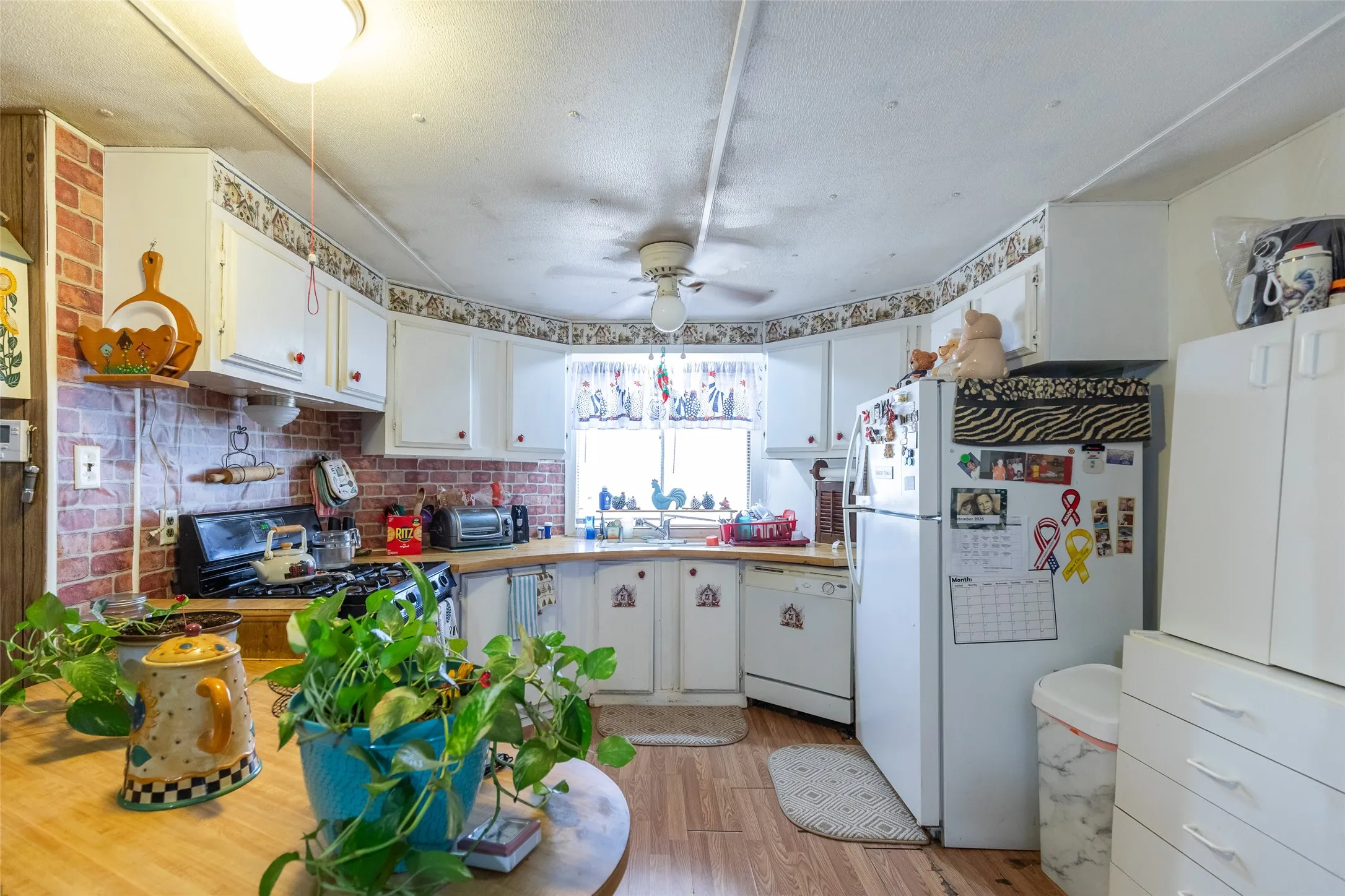 Mobile Home For Sale in Taylor County , 1455 County Road 401, Merkel, Texas 79536, 4 Bedroom, 2 Bathroom, Garage spaces, 1,440 Sqft, built in 1979, mls#21388303, Real Estate Agent in Merkel, Homes For Sale in Taylor county, Homes For Sale in Merkel, Realtor in Merkel Texas, Real Estate Brokerage Independent Realty Texas, Luminita Cordes Realtor