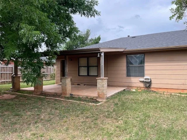 Single Family Residence For Rent in Taylor County , 7601 Thompson Parkway, Abilene, Texas 79606, 4 Bedroom, 2 Bathroom, 2 Garage spaces, 1,495 Sqft, built in 1997, mls#21388400, Real Estate Agent in Abilene, Homes For Rent in Taylor county, Homes For Rent in Abilene, Realtor in Abilene Texas, Real Estate Brokerage Independent Realty Texas, Luminita Cordes Realtor