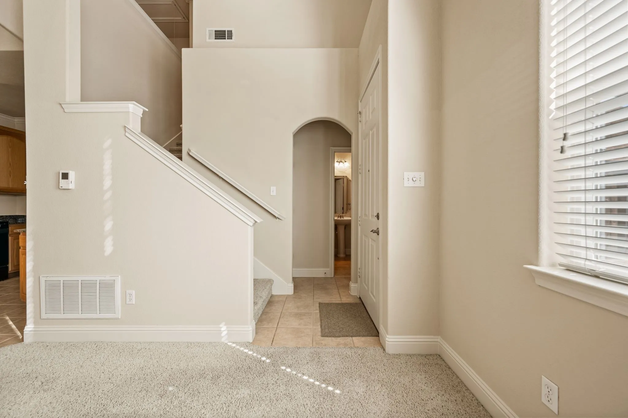 Single Family Residence For Sale in Tarrant County , 614 Rosemead Drive, Euless, Texas 76039, 2 Bedroom, 3 Bathroom, 2 Garage spaces, 1,661 Sqft, built in 2004, mls#21387959, Real Estate Agent in Euless, Homes For Sale in Tarrant county, Homes For Sale in Euless, Realtor in Euless Texas, Real Estate Brokerage Independent Realty Texas, Luminita Cordes Realtor